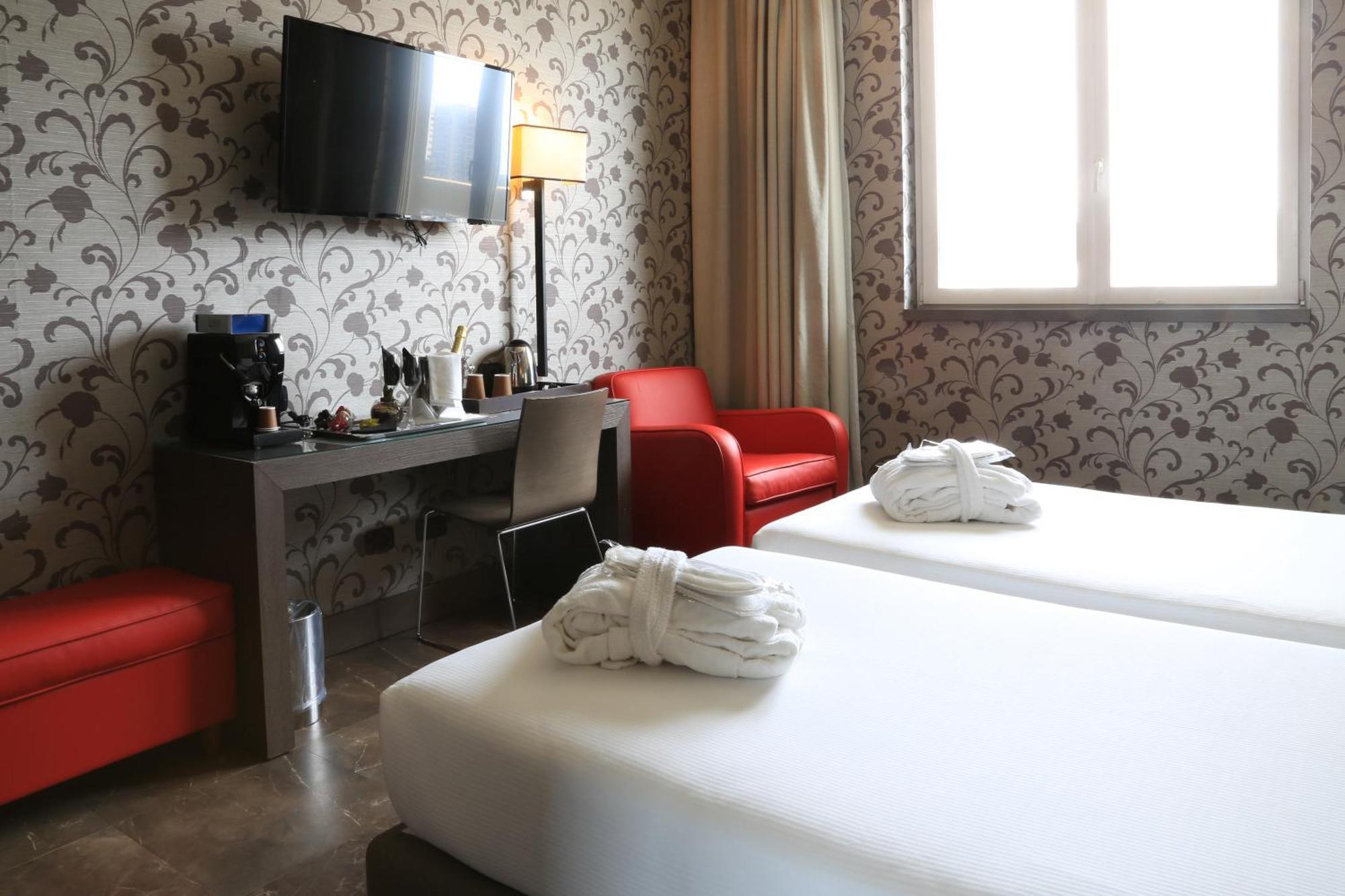 Superior Double or Twin Room,1291531177:JPEG