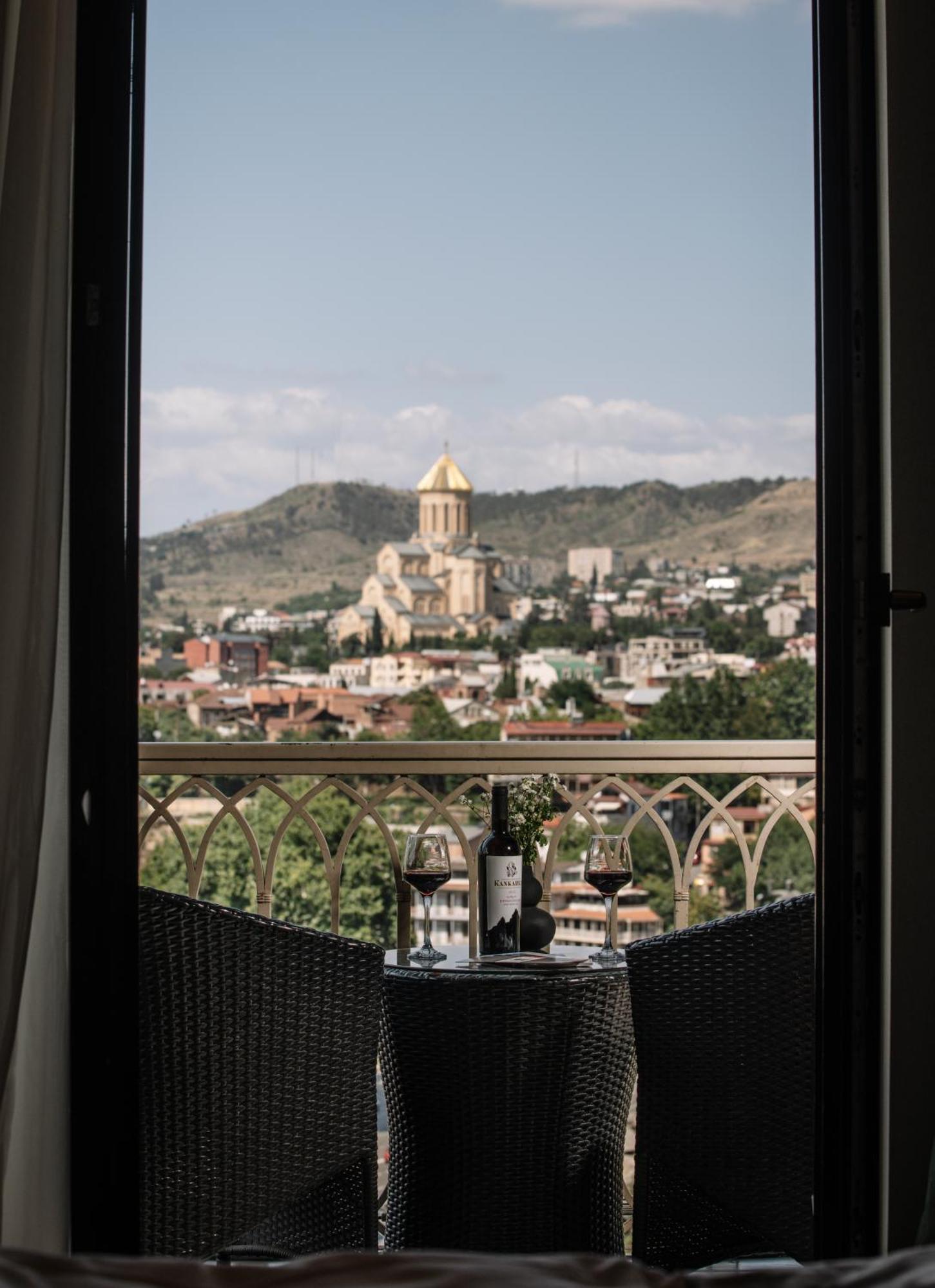 Superior Double Room City View Balcony
