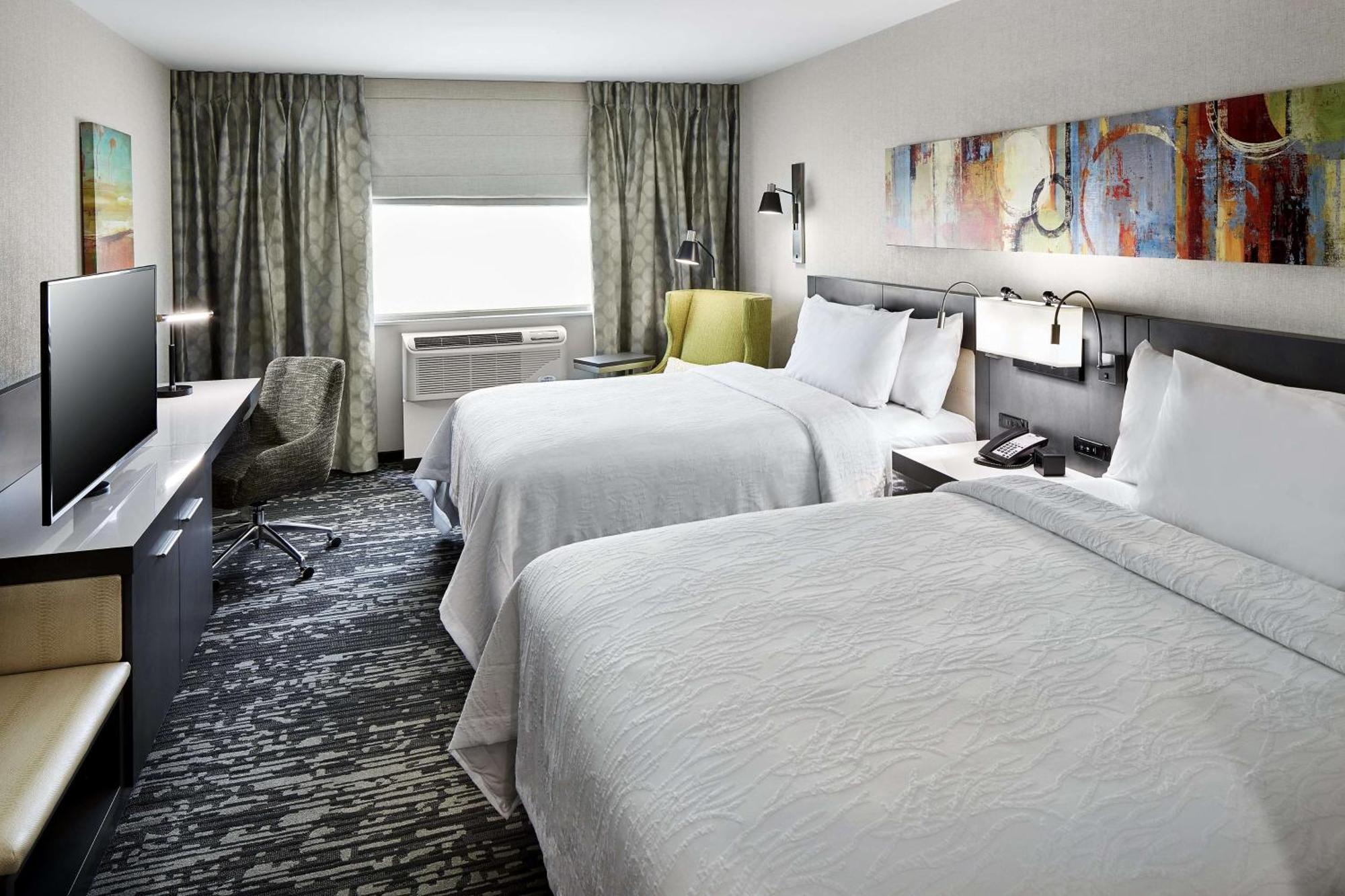 Queen Room with Two Queen Beds,1557408223:JPEG