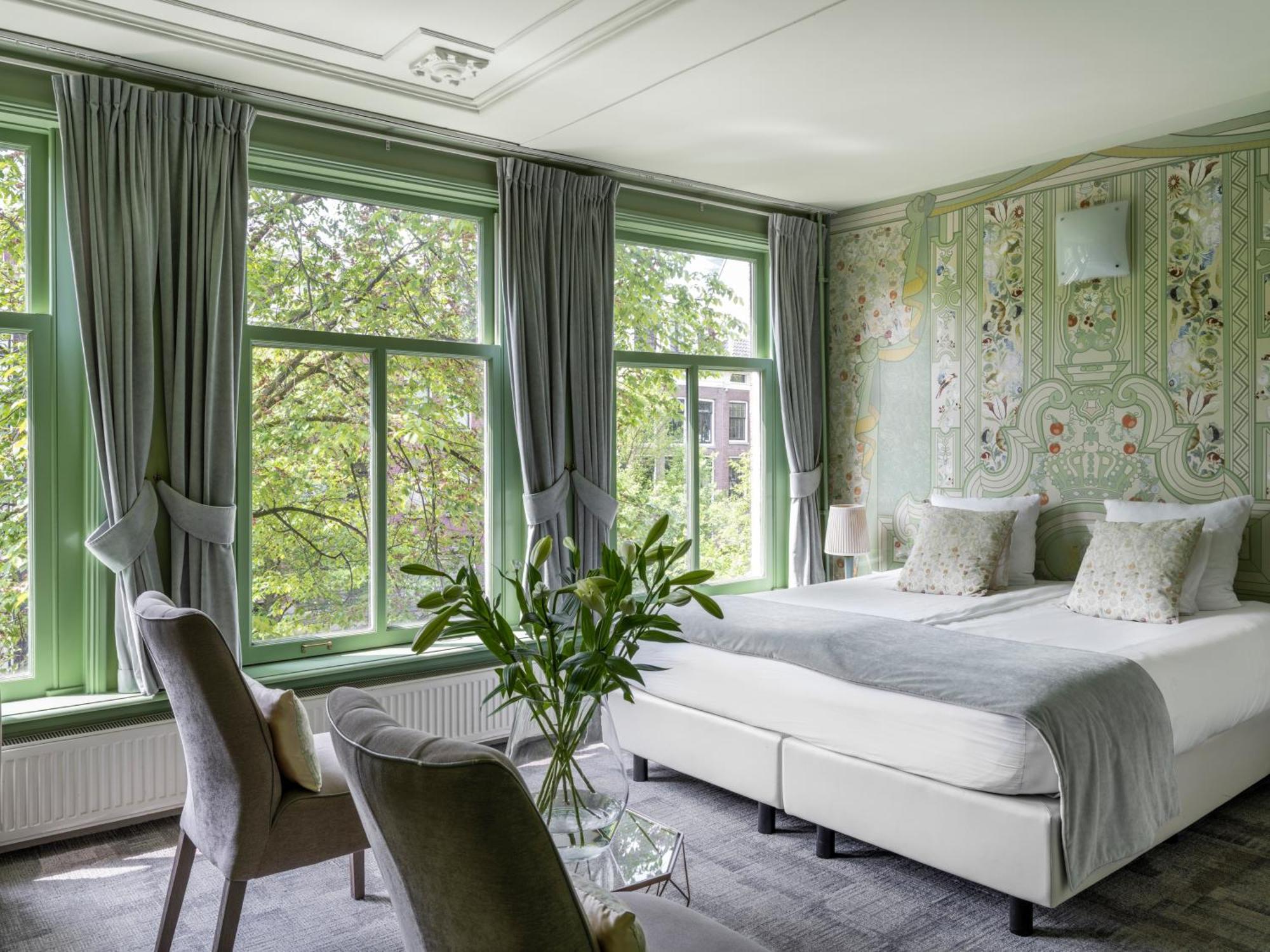 Double or Twin Room Canal View