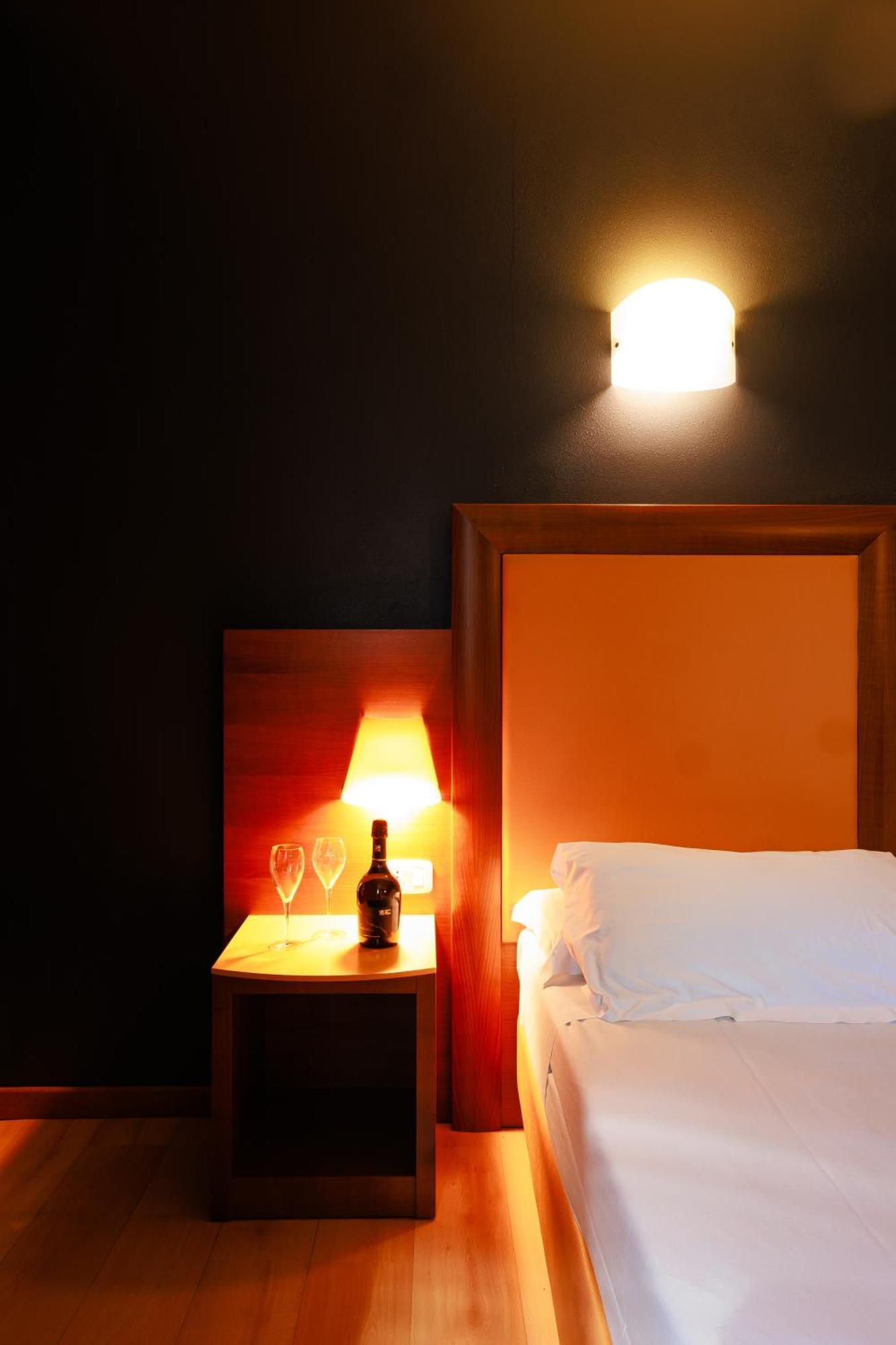 Economy Double Room,1563291175:JPEG