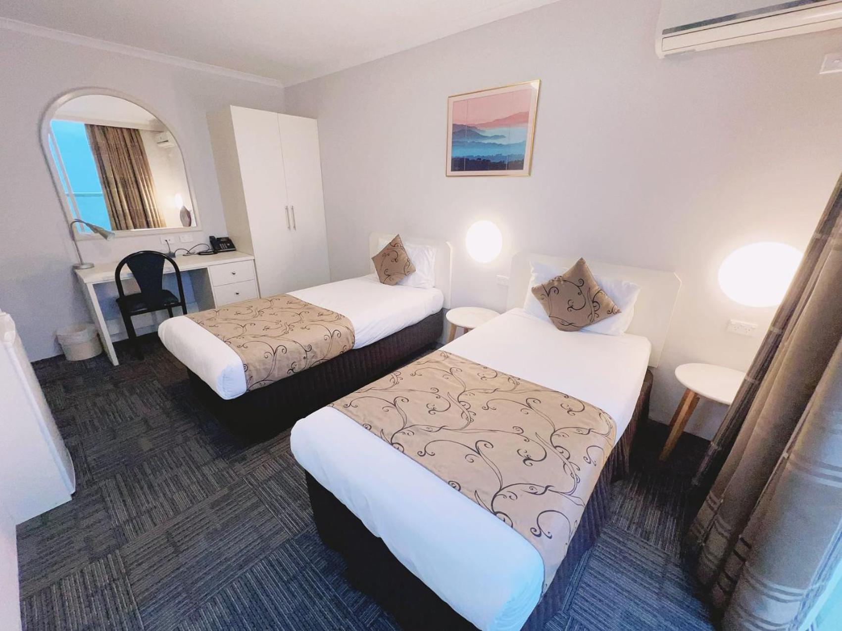 Twin Suite,1566957860:JPEG