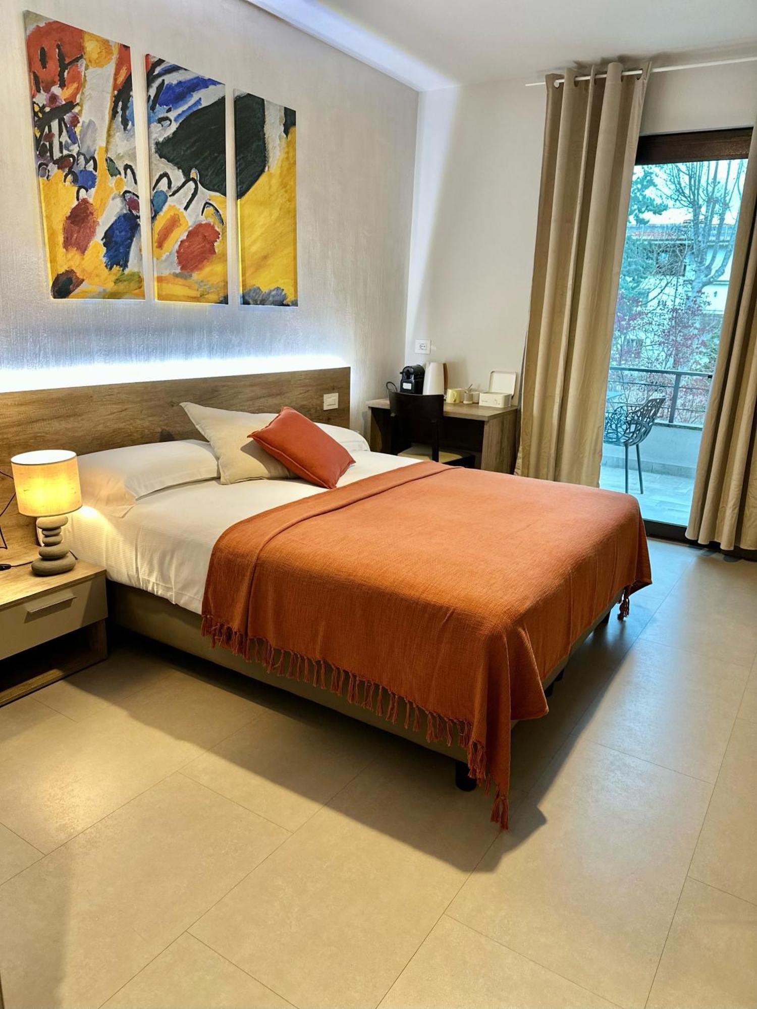 Double or Twin Room Balcony,1567127582:JPEG
