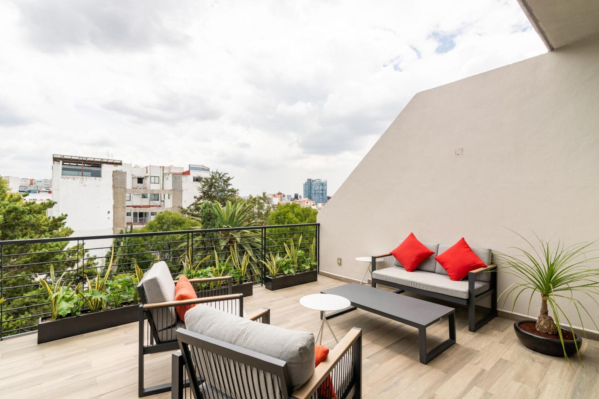 Deluxe Penthouse 2 Bedrooms Terrace,1766862554:JPEG