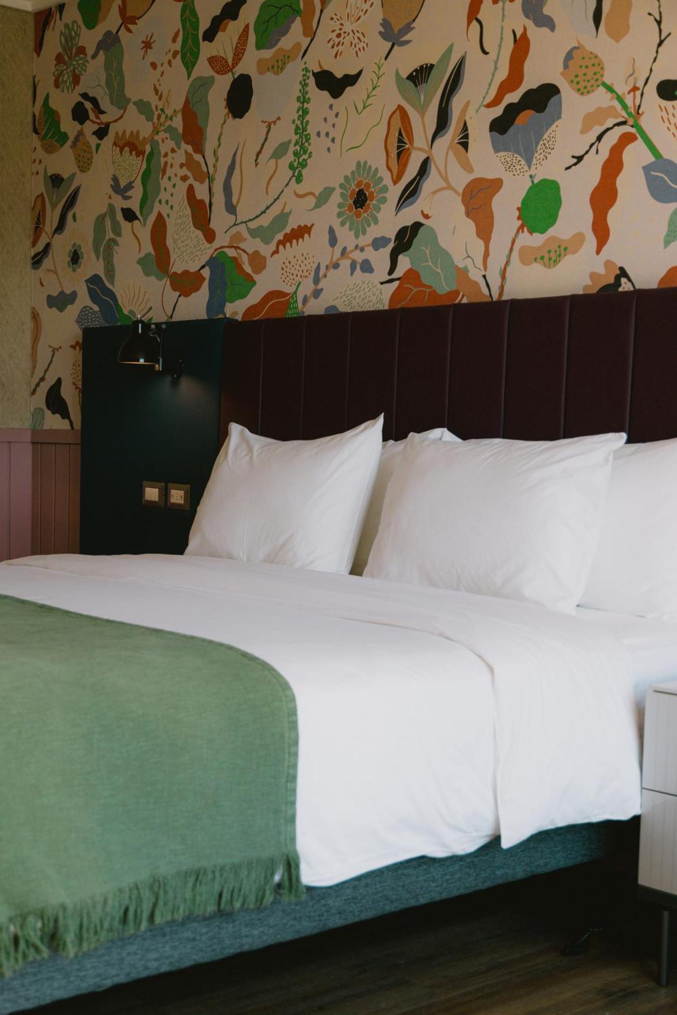 Superior King Room,1574705210:JPEG