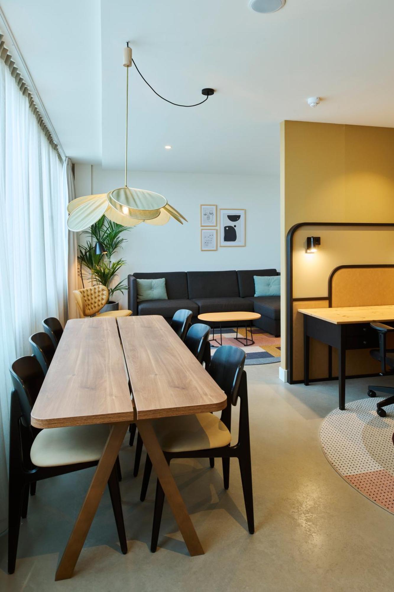 1-Bedroom Apartment