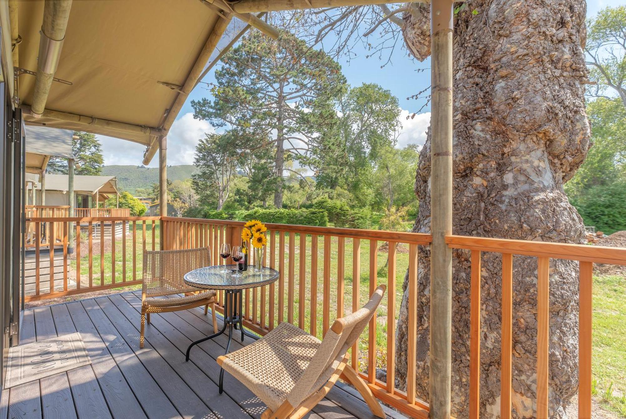 Glamping Cabin – Queen Bed