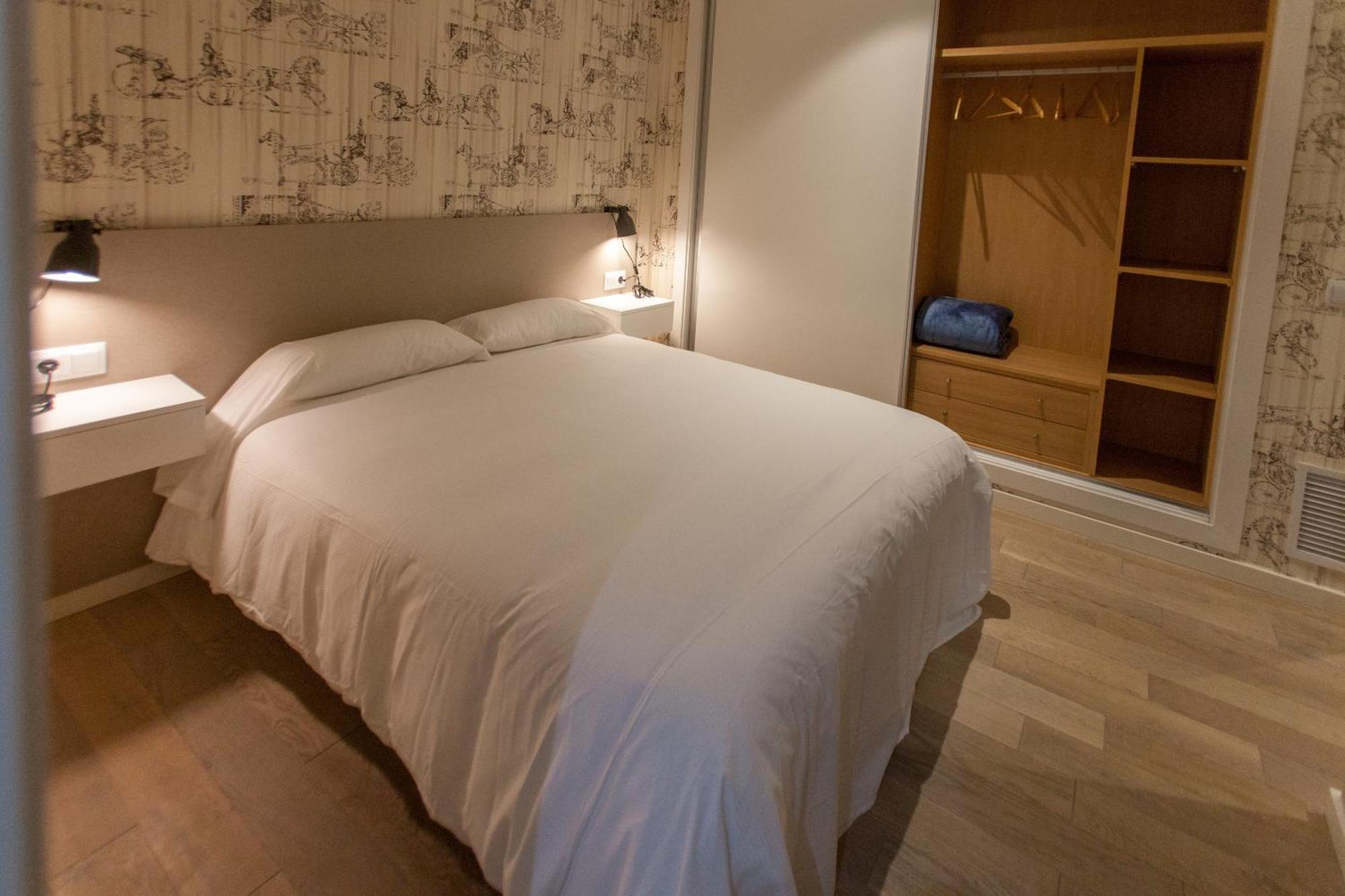 Double Standard Interior Room
