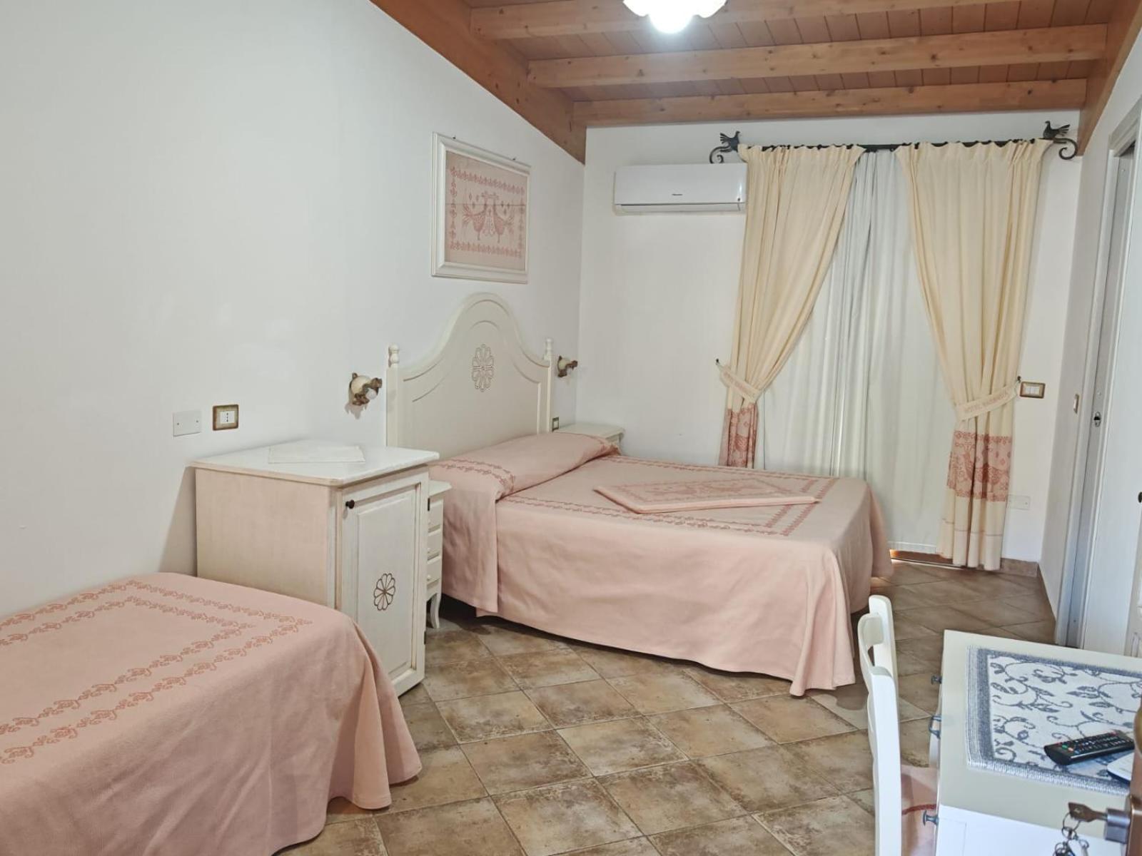 Double Room,600992346:JPEG