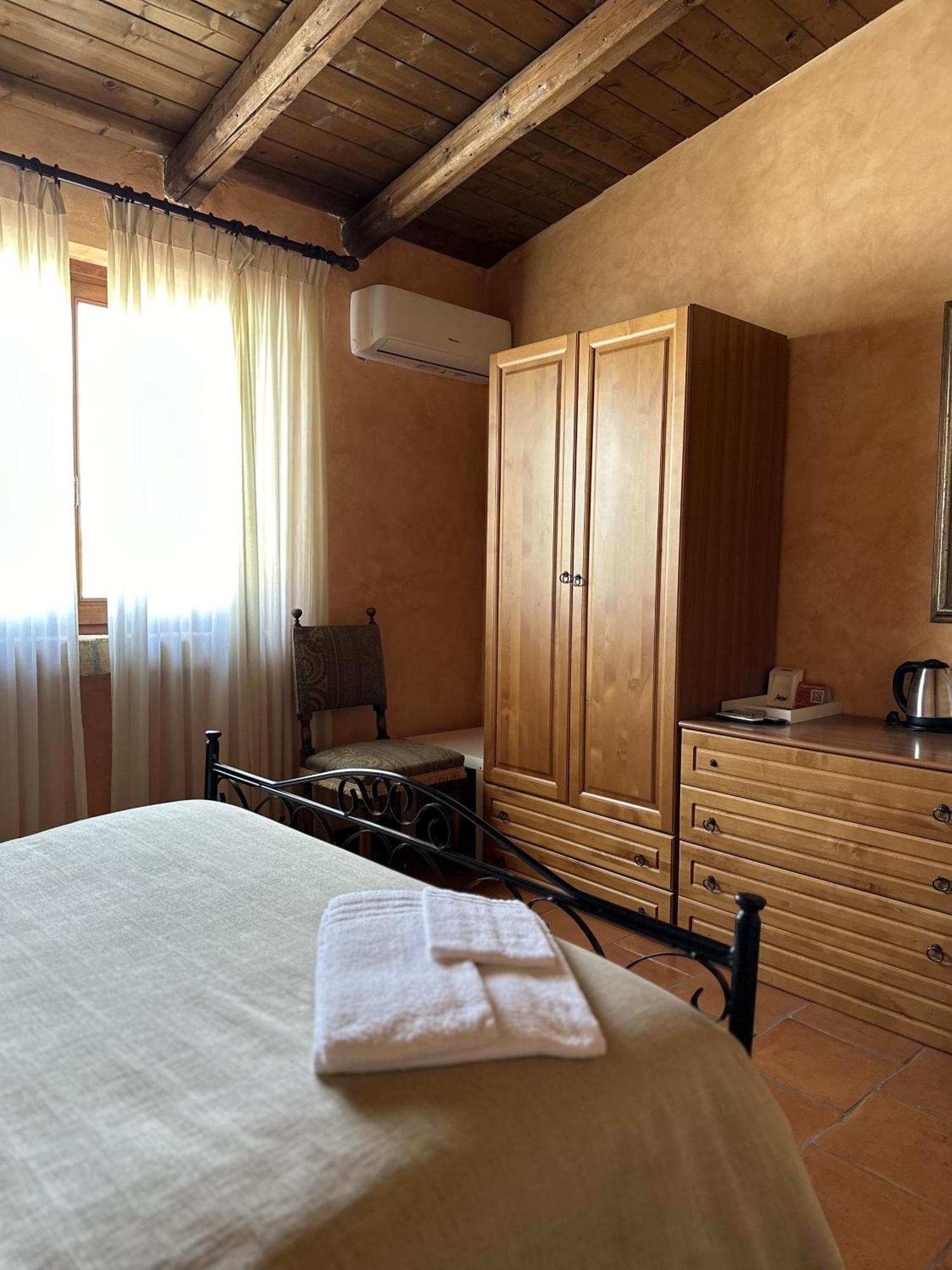 Quadruple Room,1584032809:JPEG