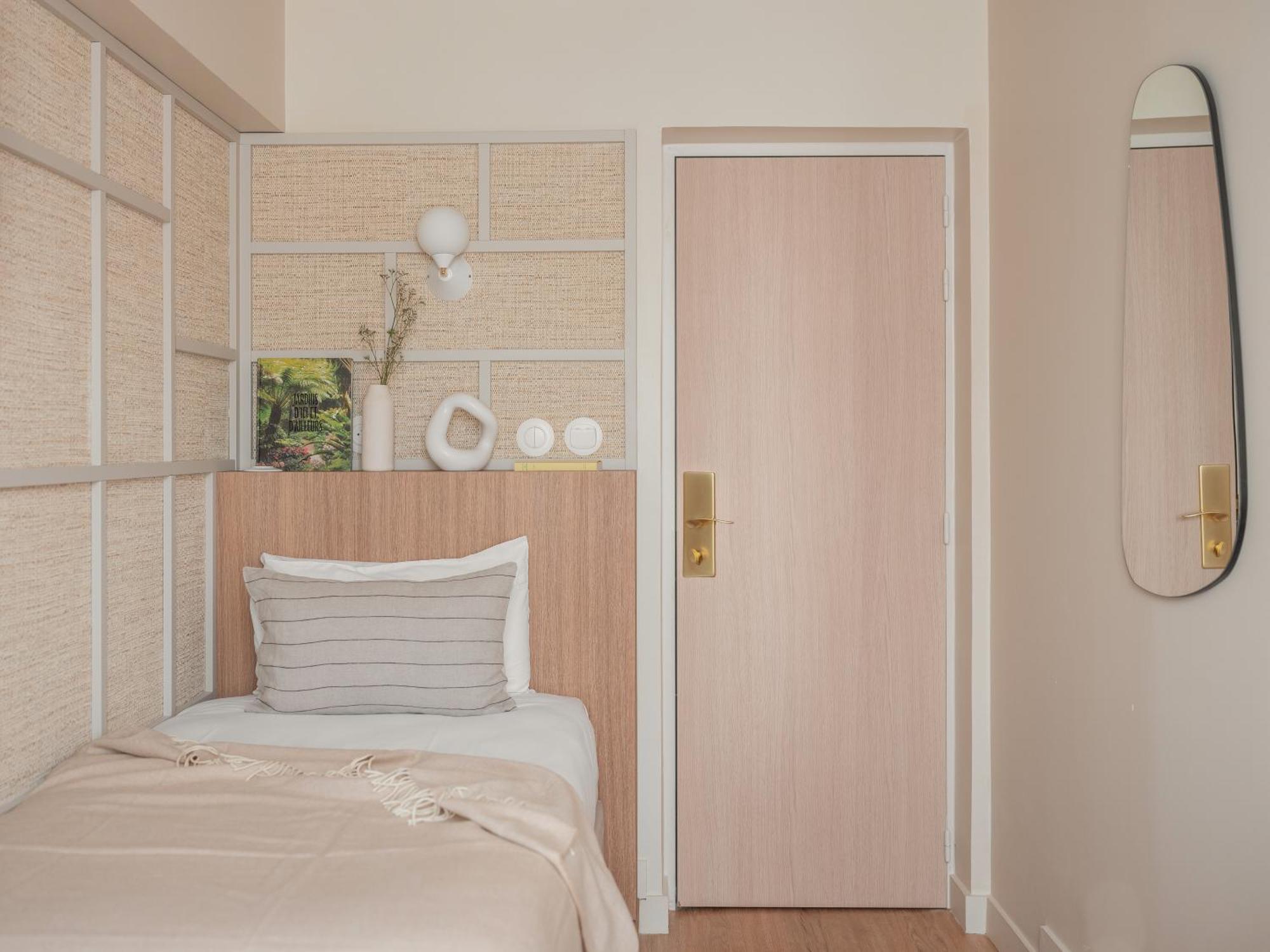 Small Single Room