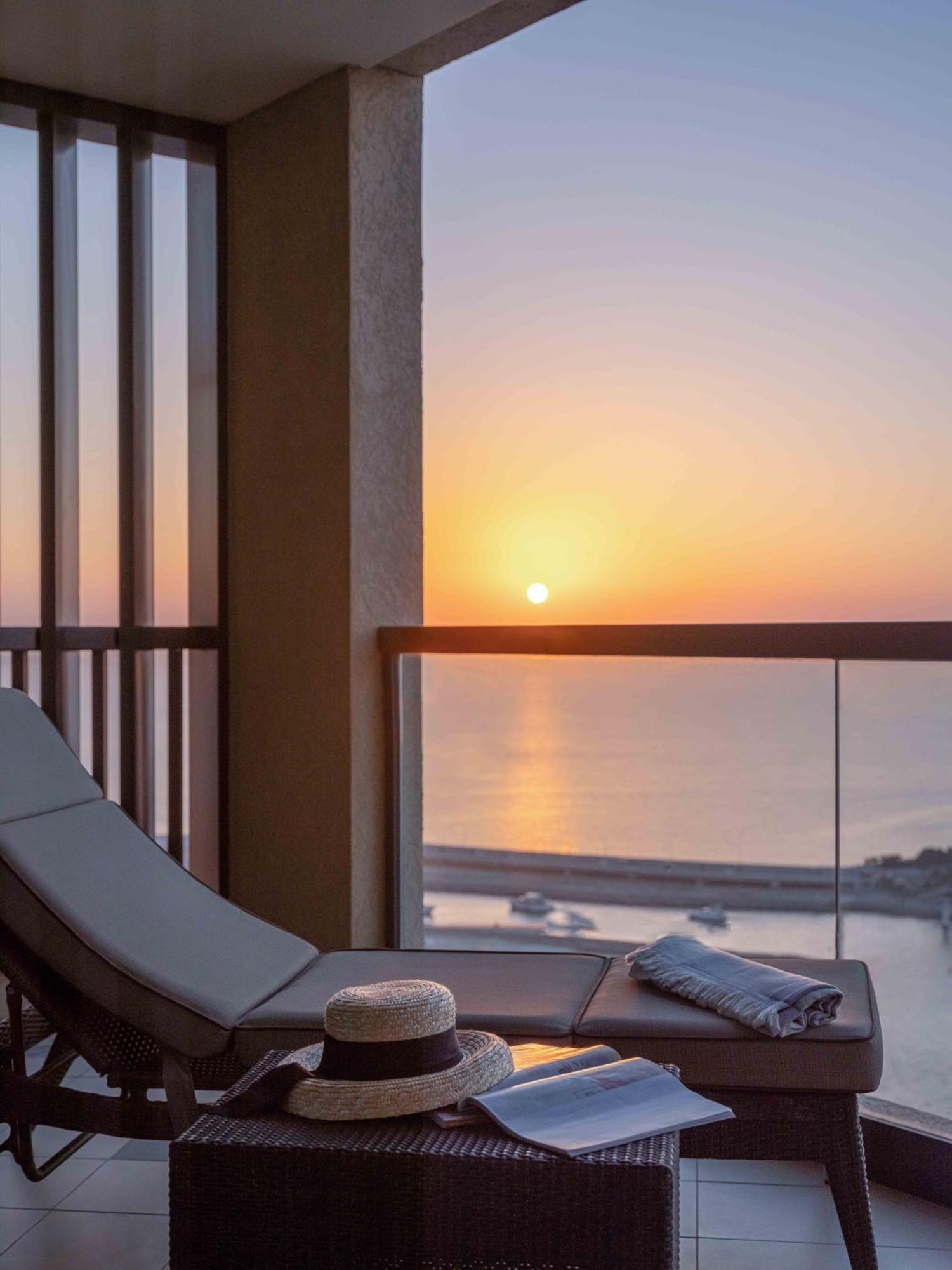 Opera King Suite with Balcony and Seaview - Club Access,1704897702:JPEG