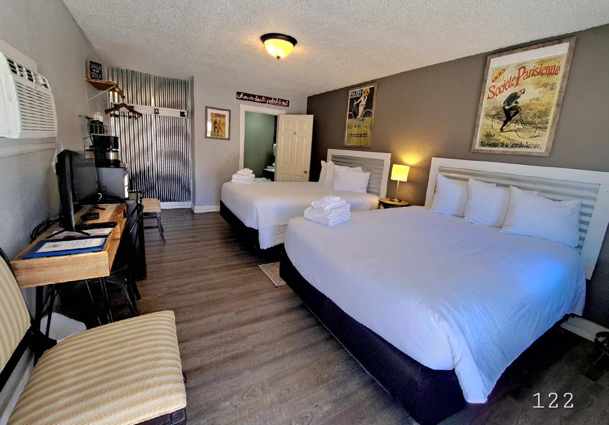 Superior Queen Room Two Queen Beds