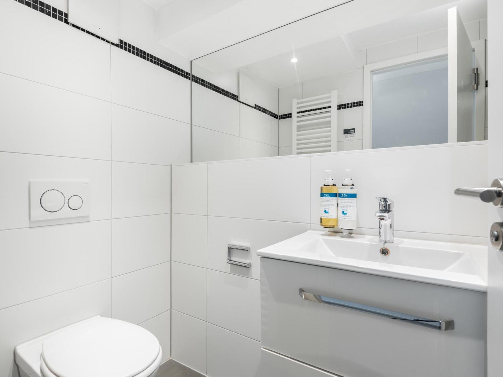 Large Studio Kitchenette