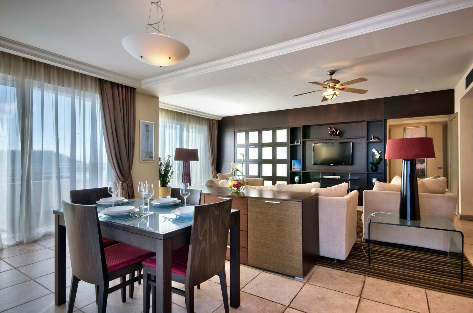 Penthouse Suite Sea View