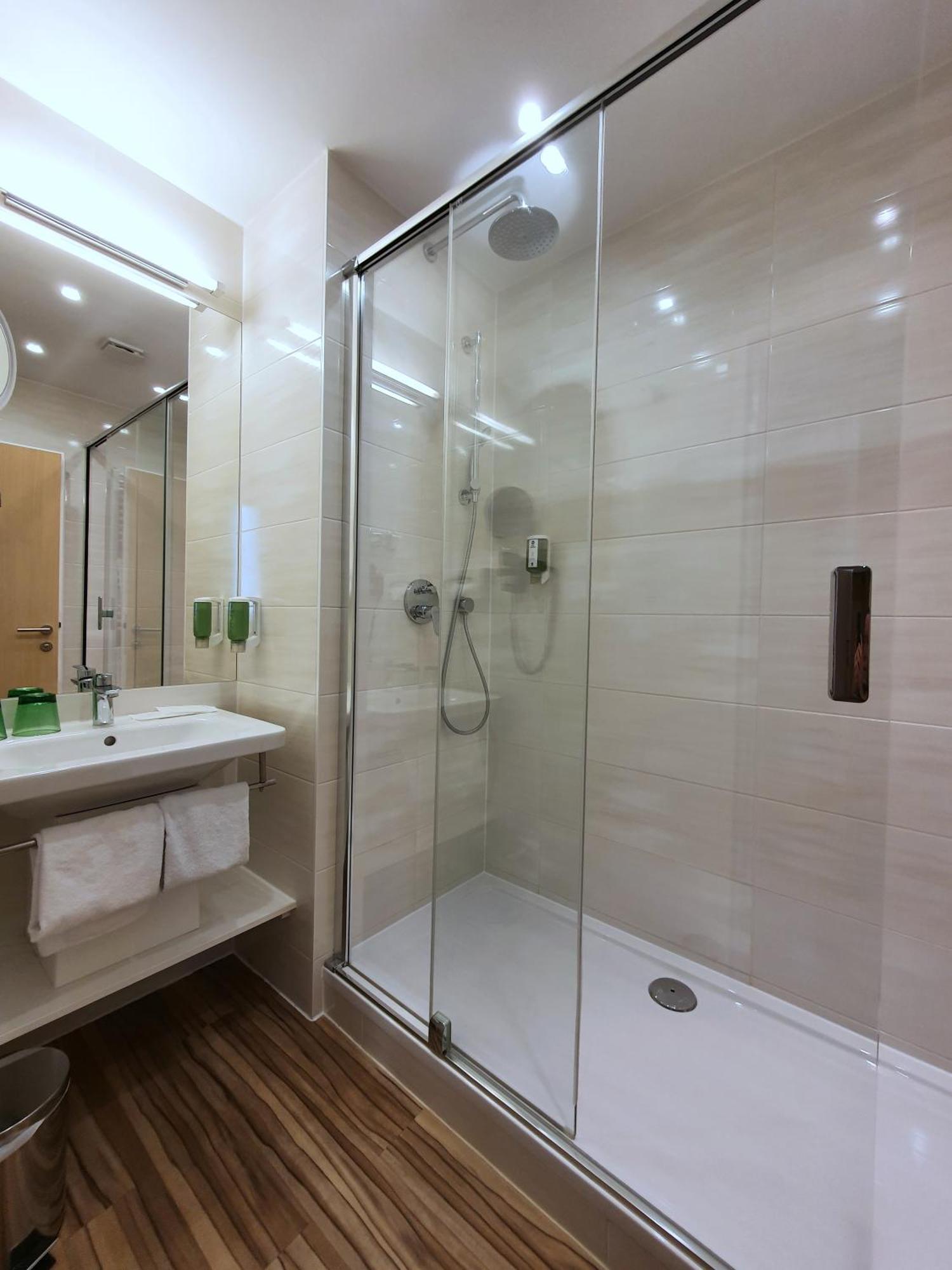 Executive Triple Room