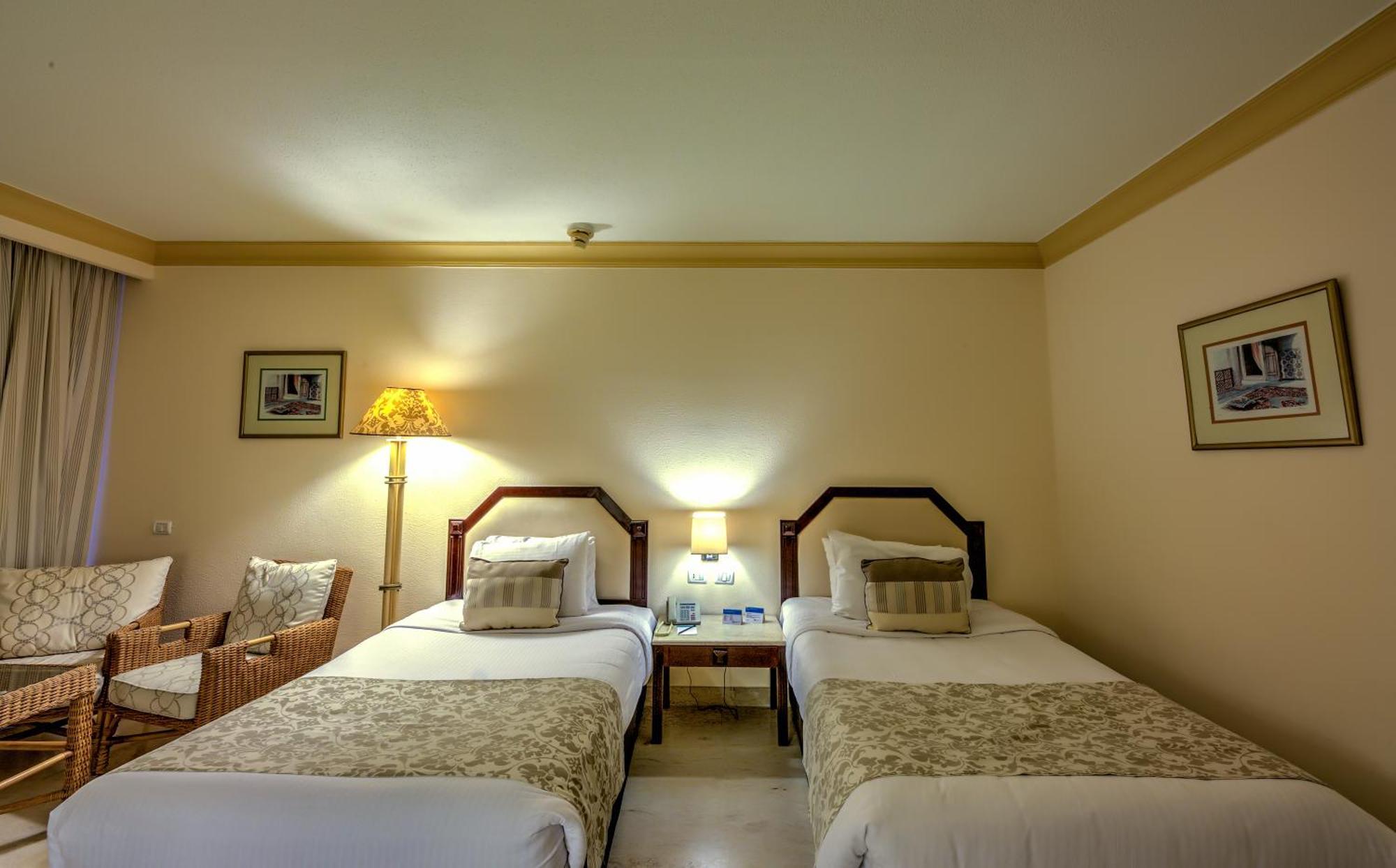Classic Room with Partial Sea View,1619177487:JPEG