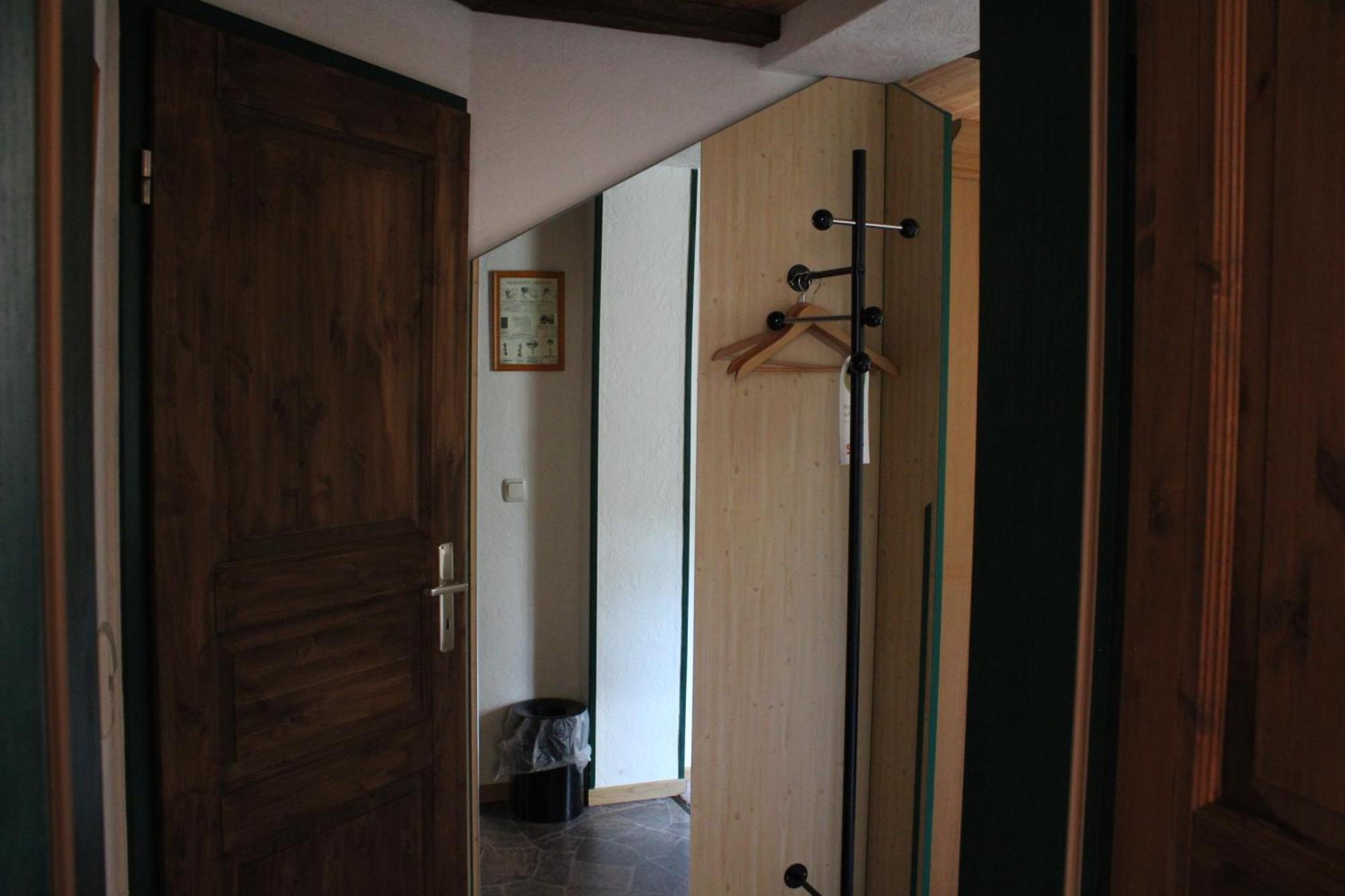 Double Room Private Bathroom