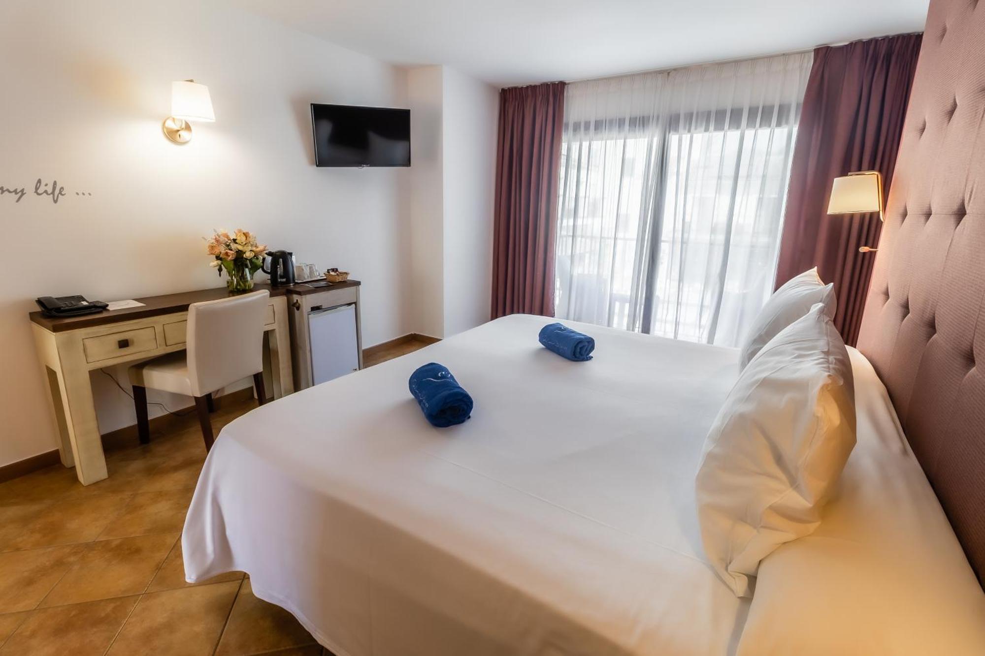 Superior Queen Room