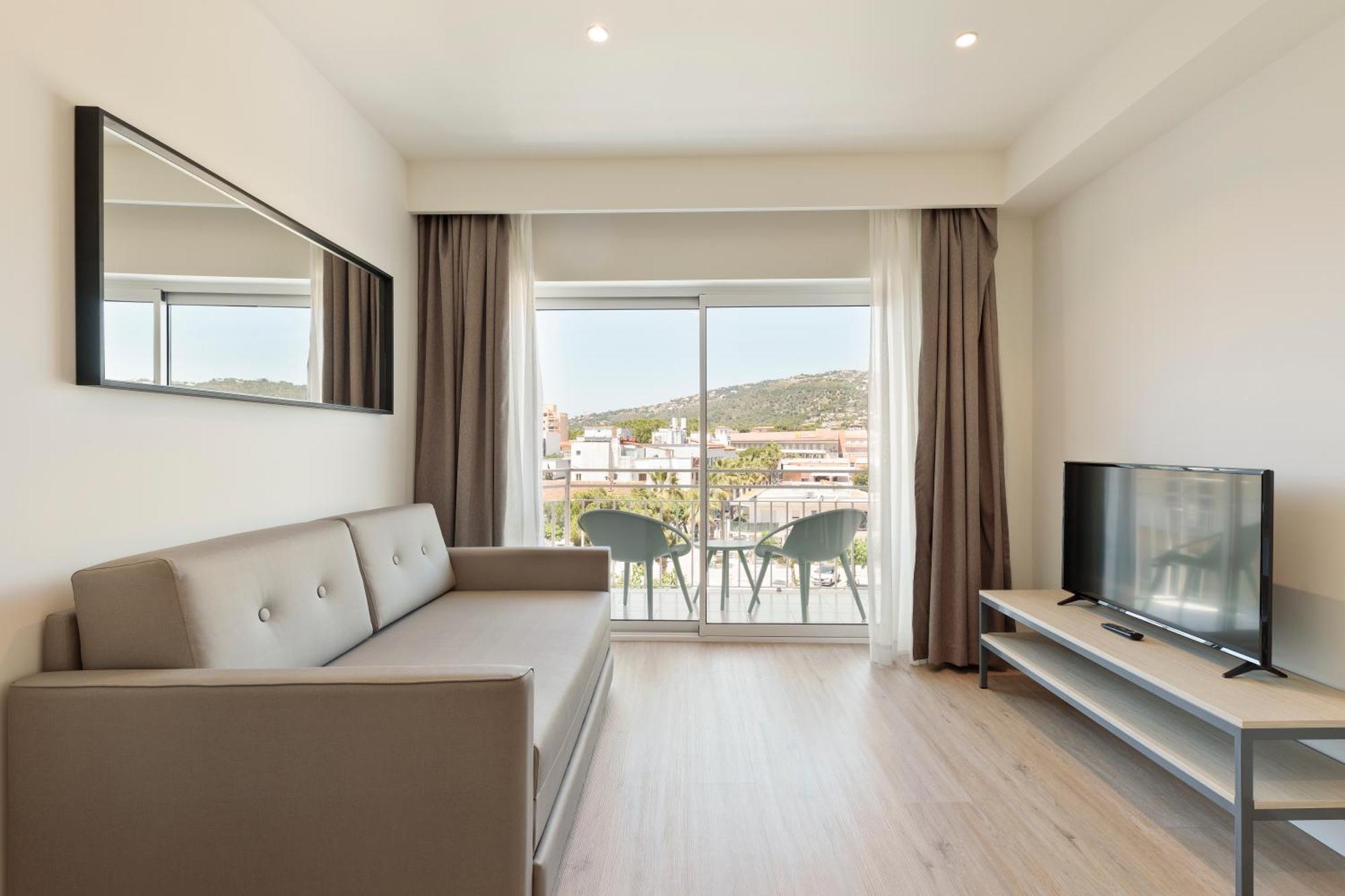 One-Bedroom Apartment Mountain View