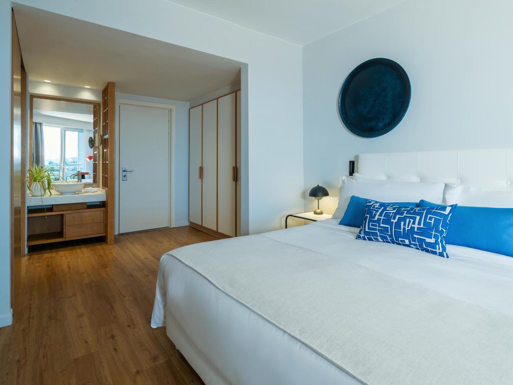 Ivory Retreat