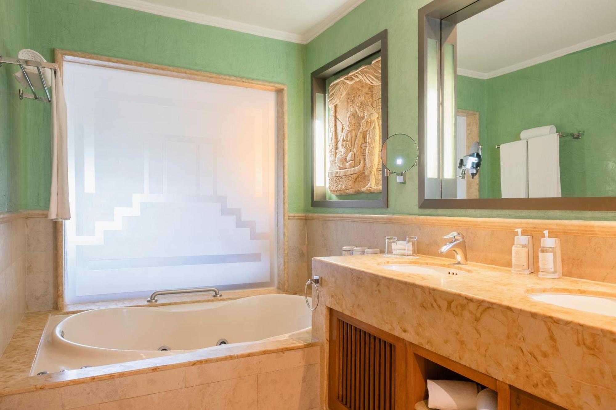 Junior Suite Near Beach