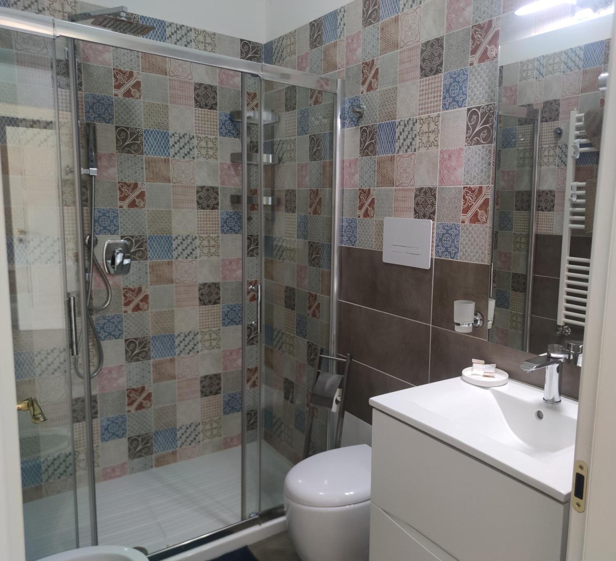 Standard Double Suite