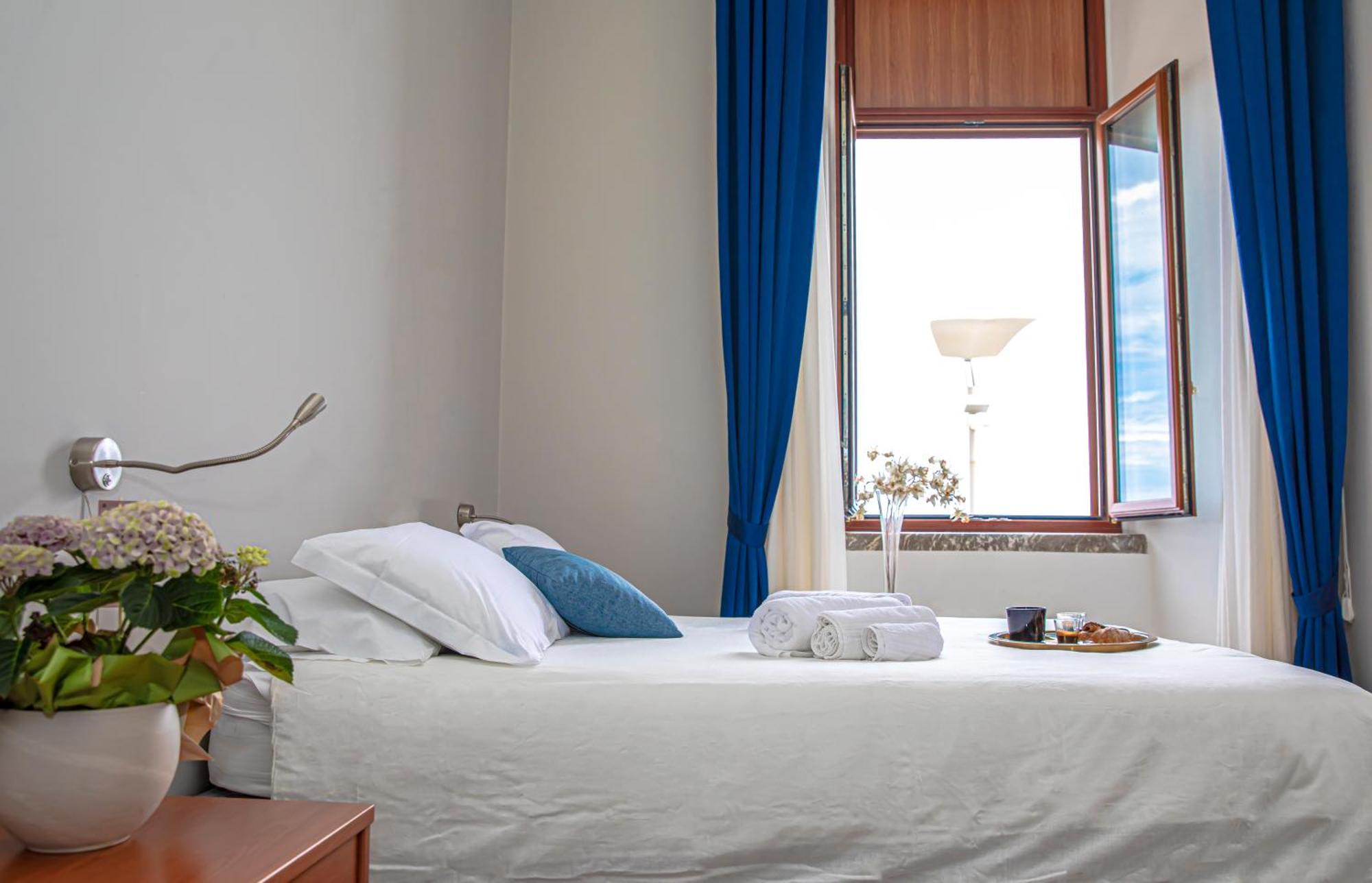 Triple Room Sea View,1706977381:JPEG
