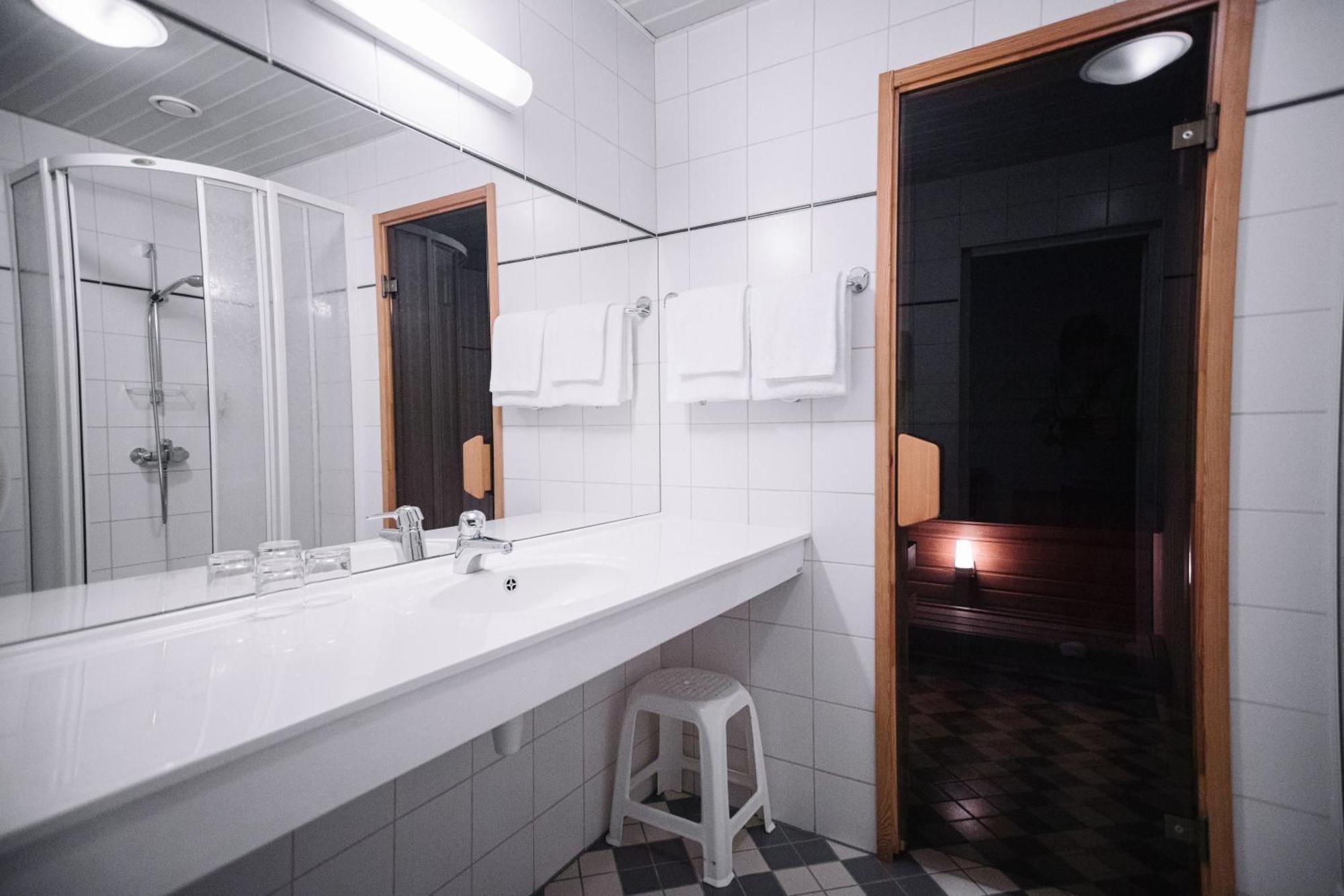 Superior Double or Twin Room Sauna