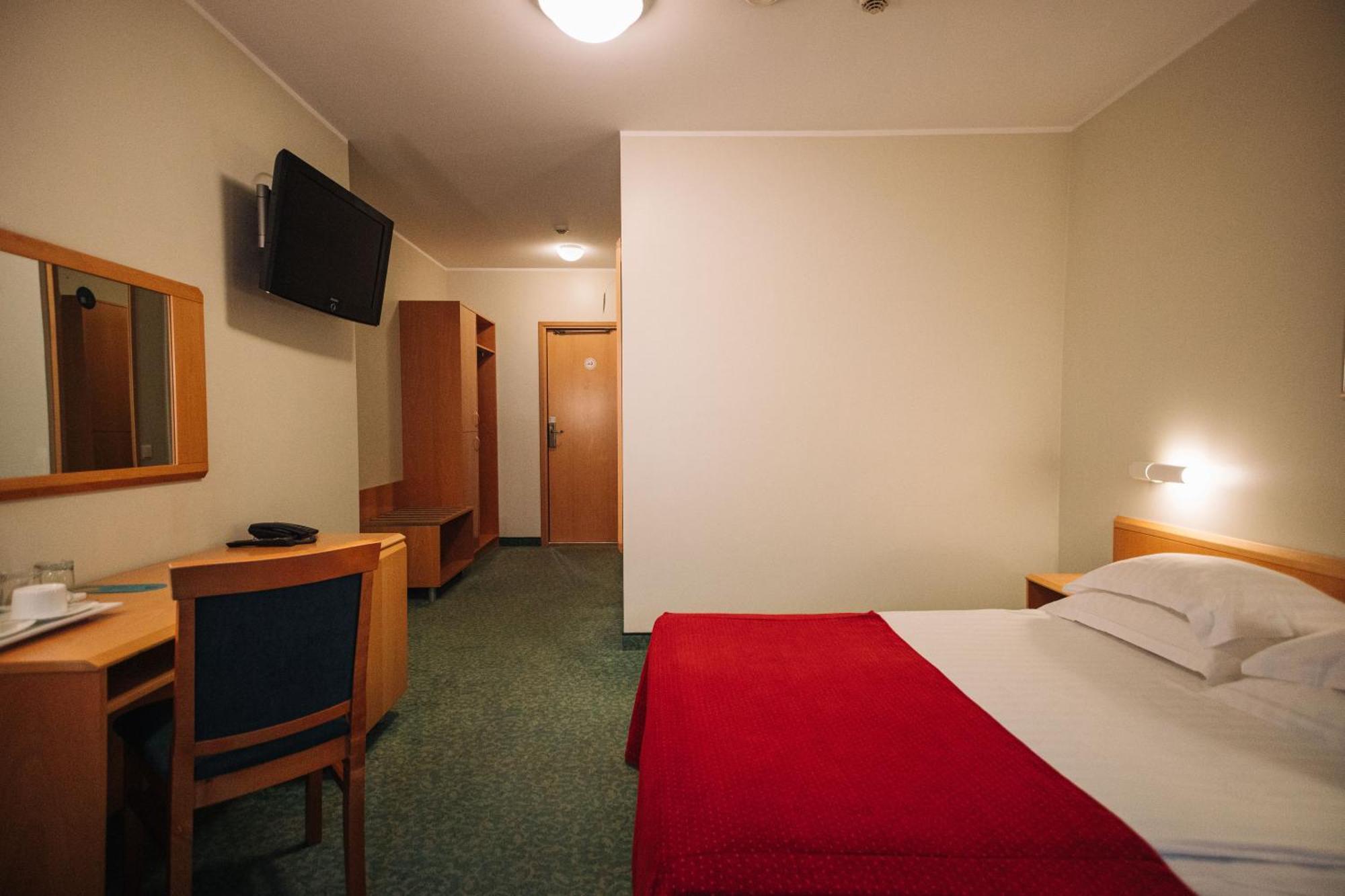 Superior Double or Twin Room Sauna