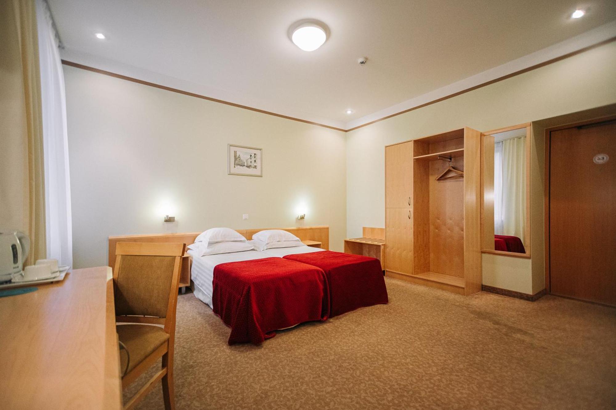 Superior Double or Twin Room Sauna