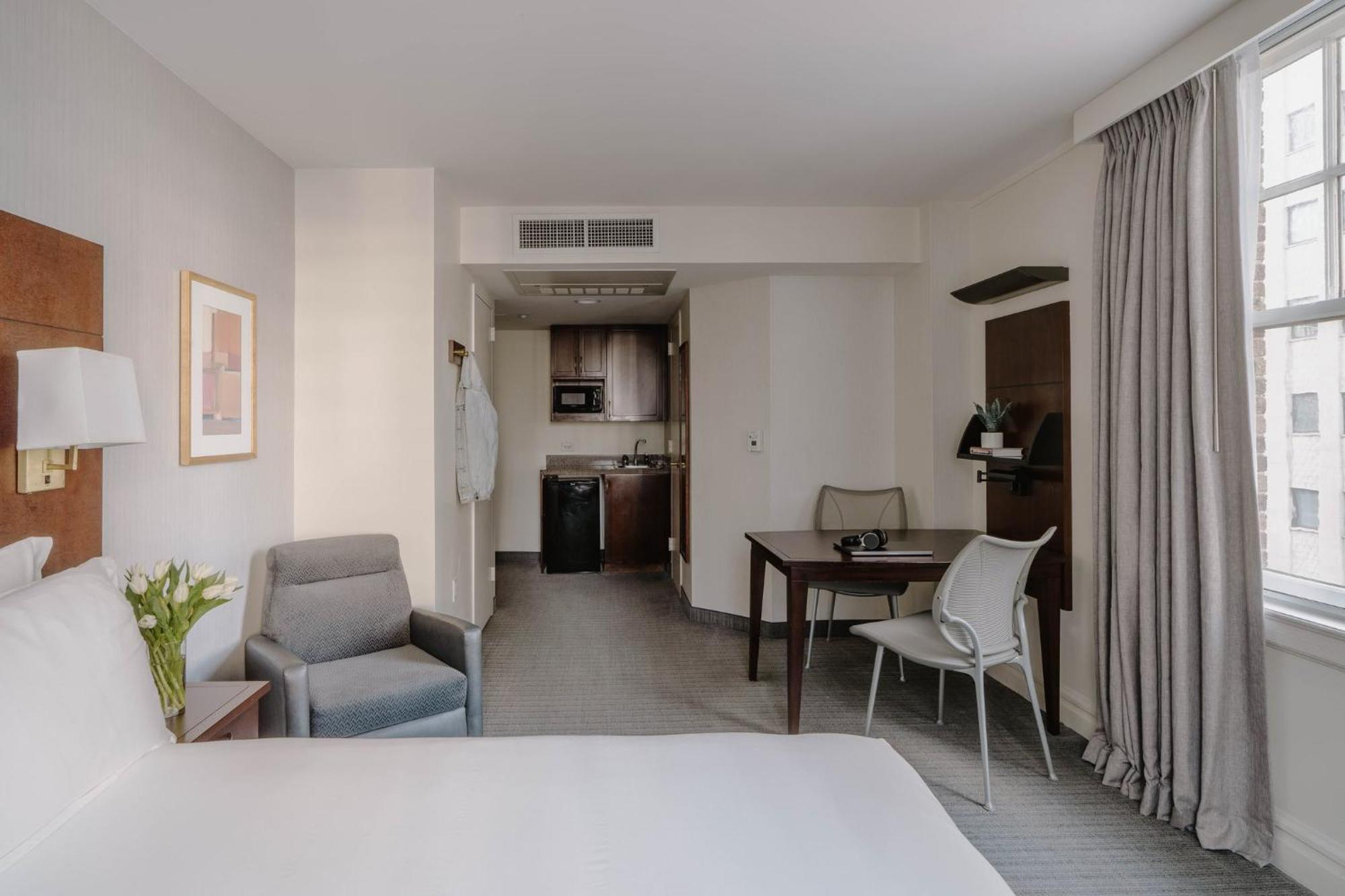 Superior Queen Room