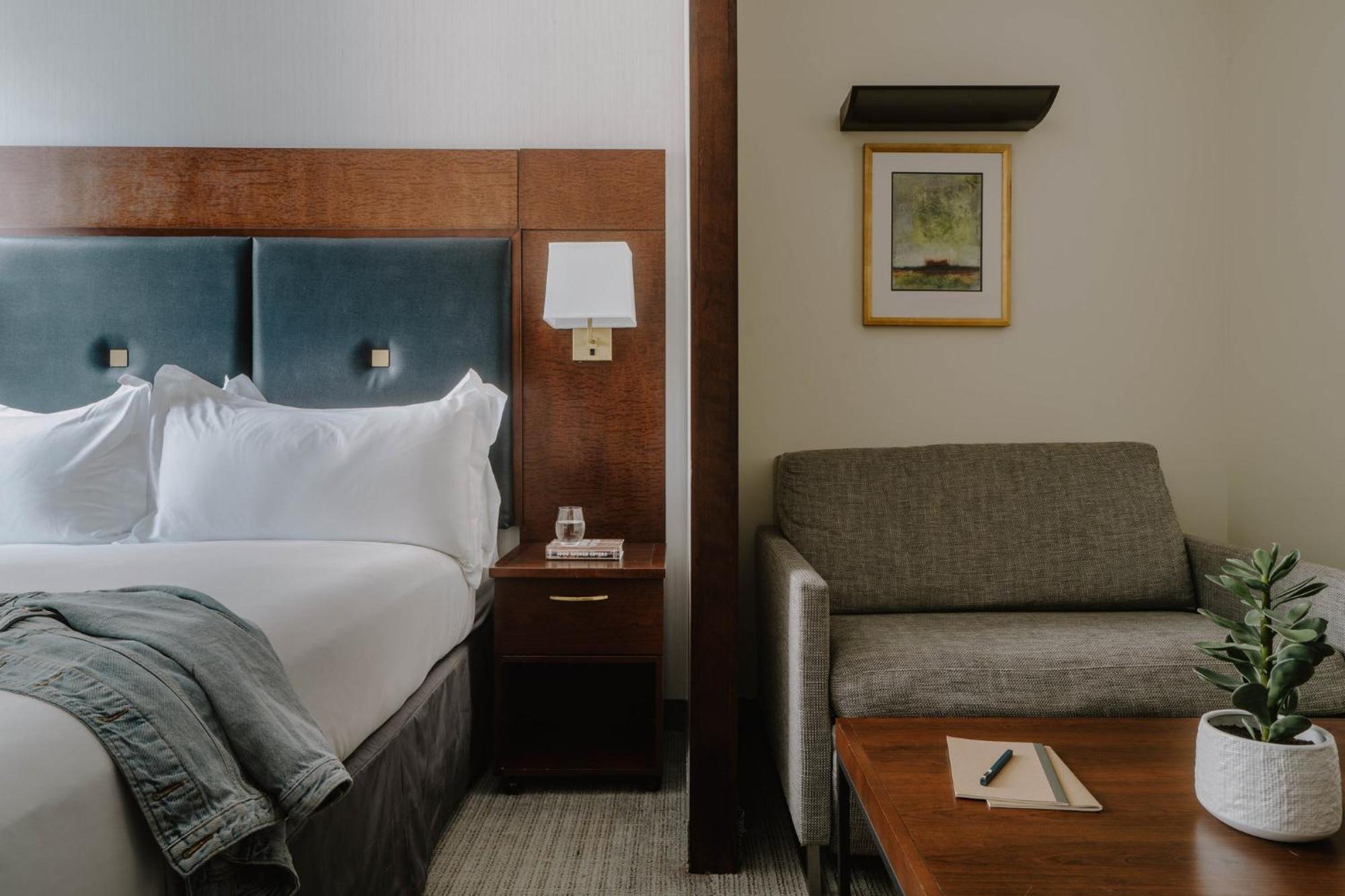One-Room Suite Kitchenette