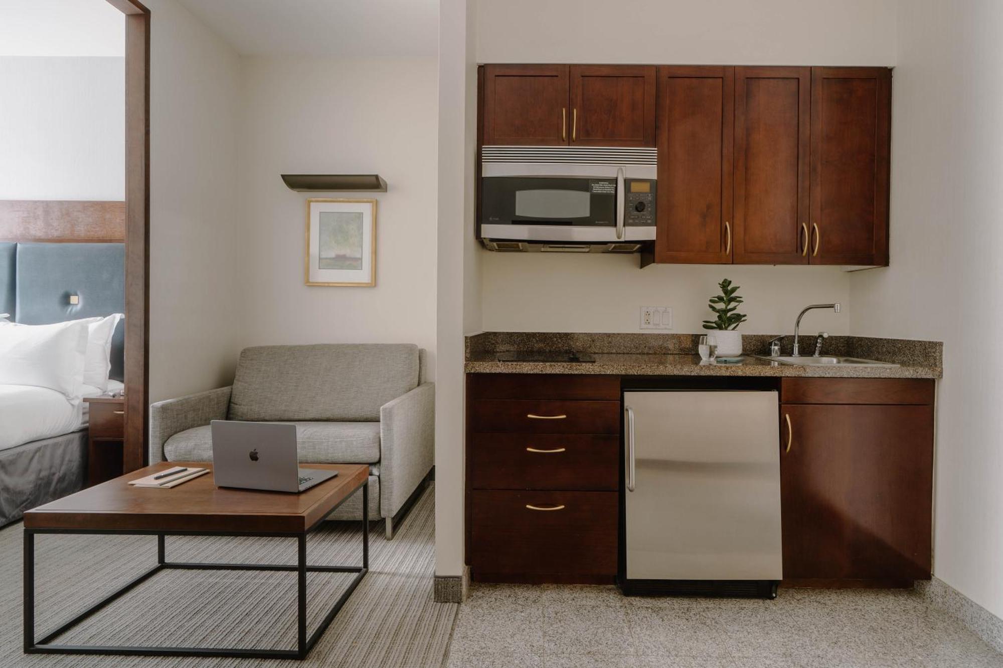 One-Room Suite Kitchenette