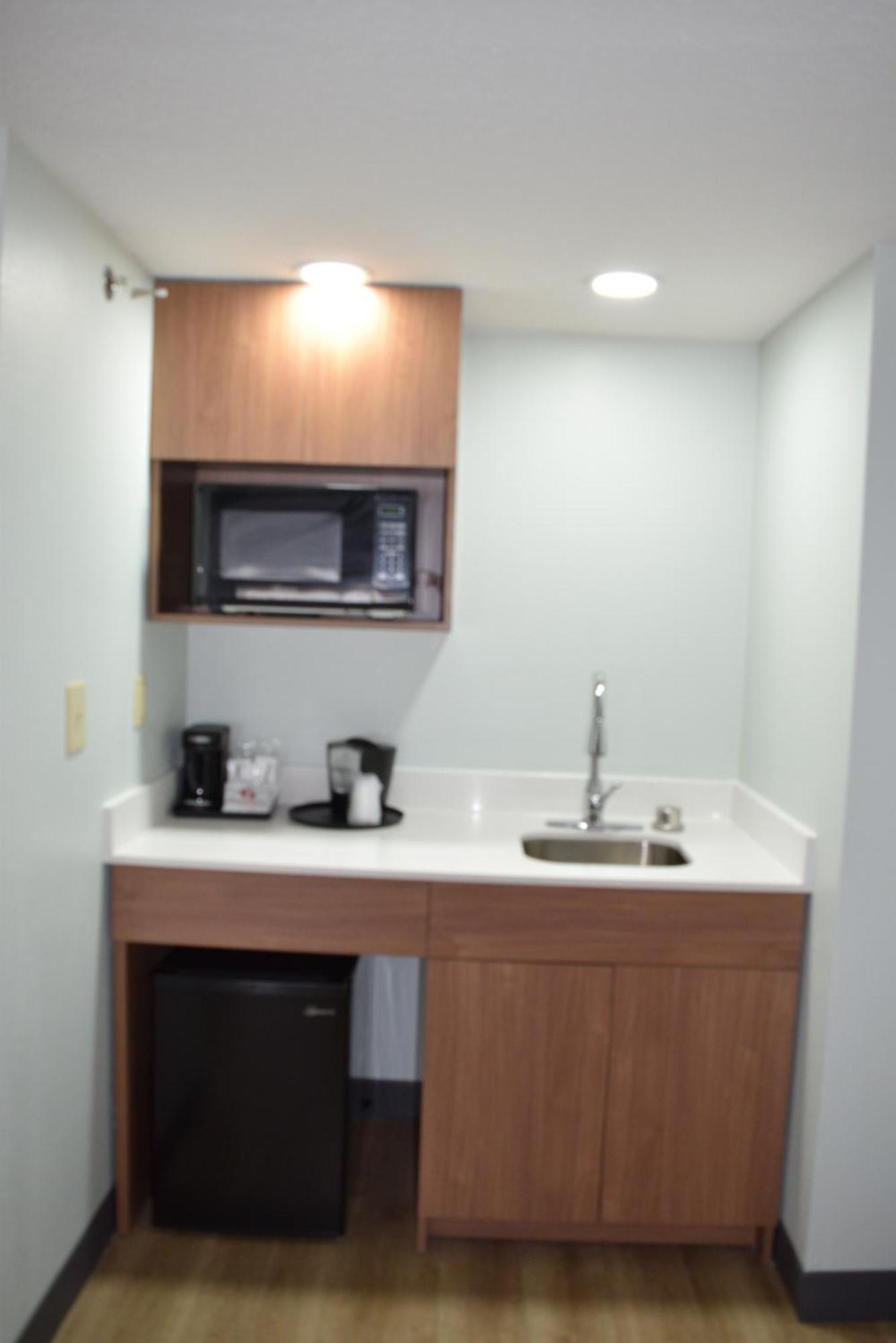King Studio Suite Walk Shower Mobility Accessible or Non-Smoking,1608291779:JPEG