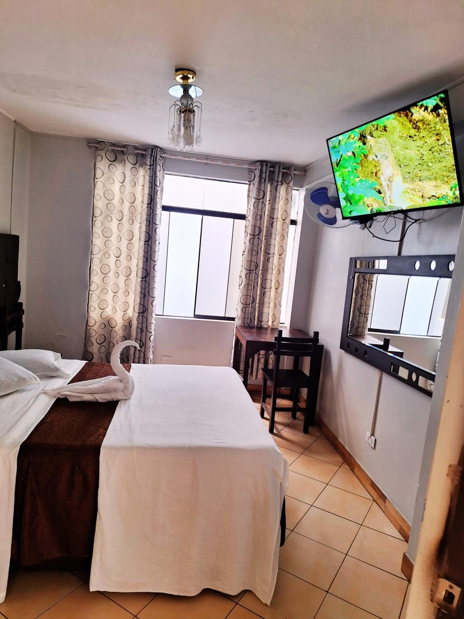 Superior Single Room,1609428102:JPEG