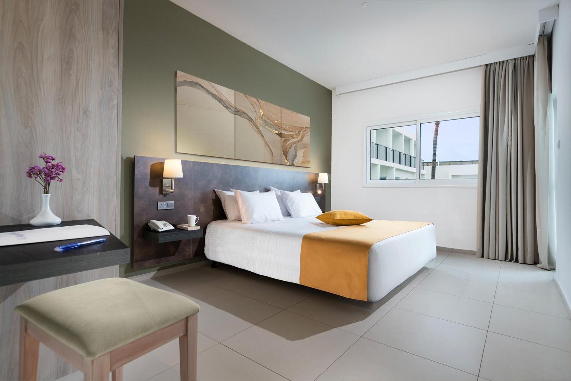 One Bedroom Suite