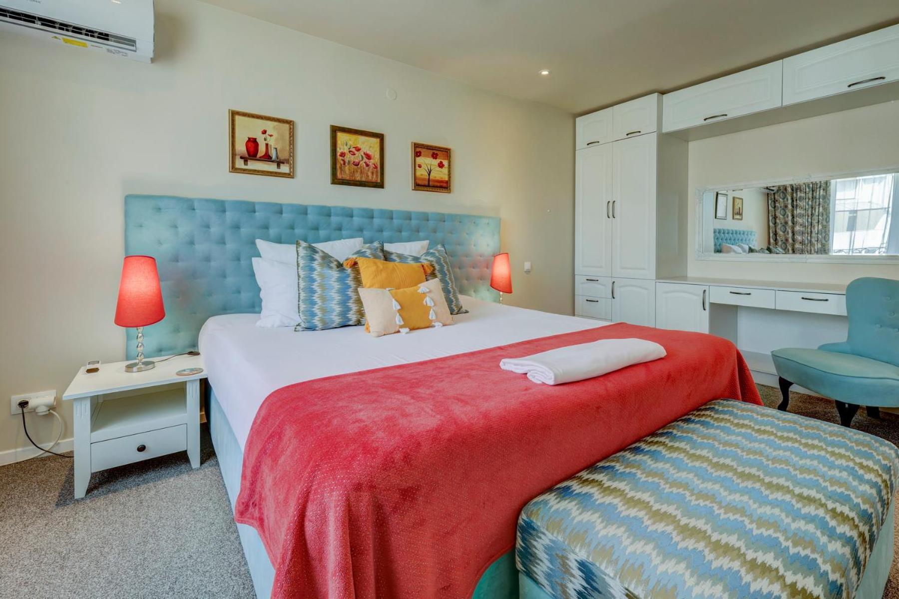 Deluxe King Suite