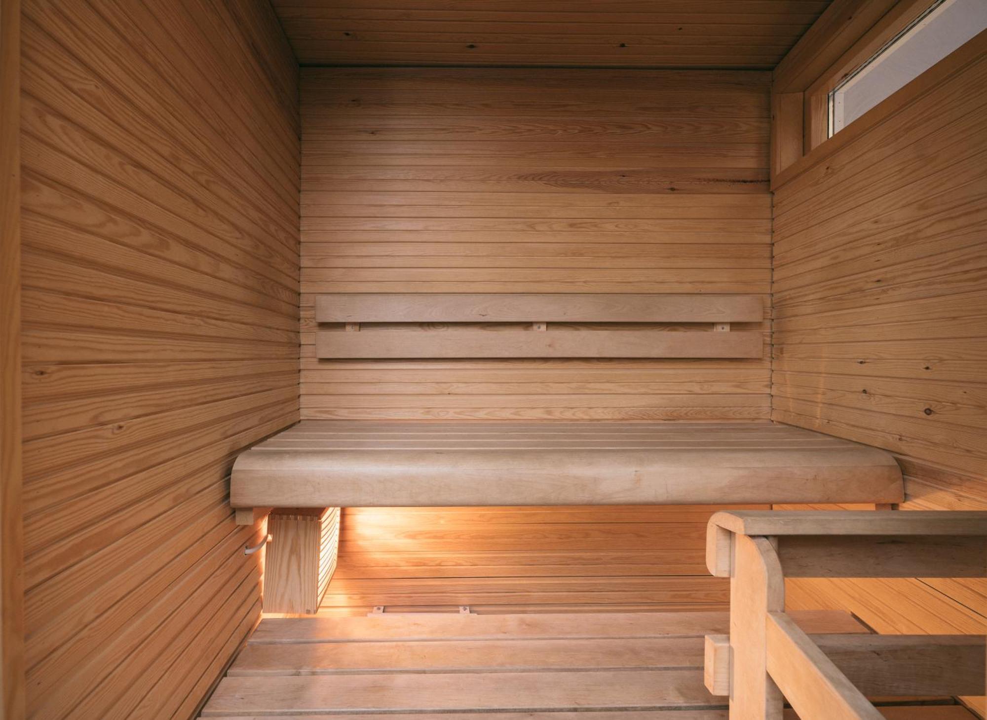 Superior Sauna Room
