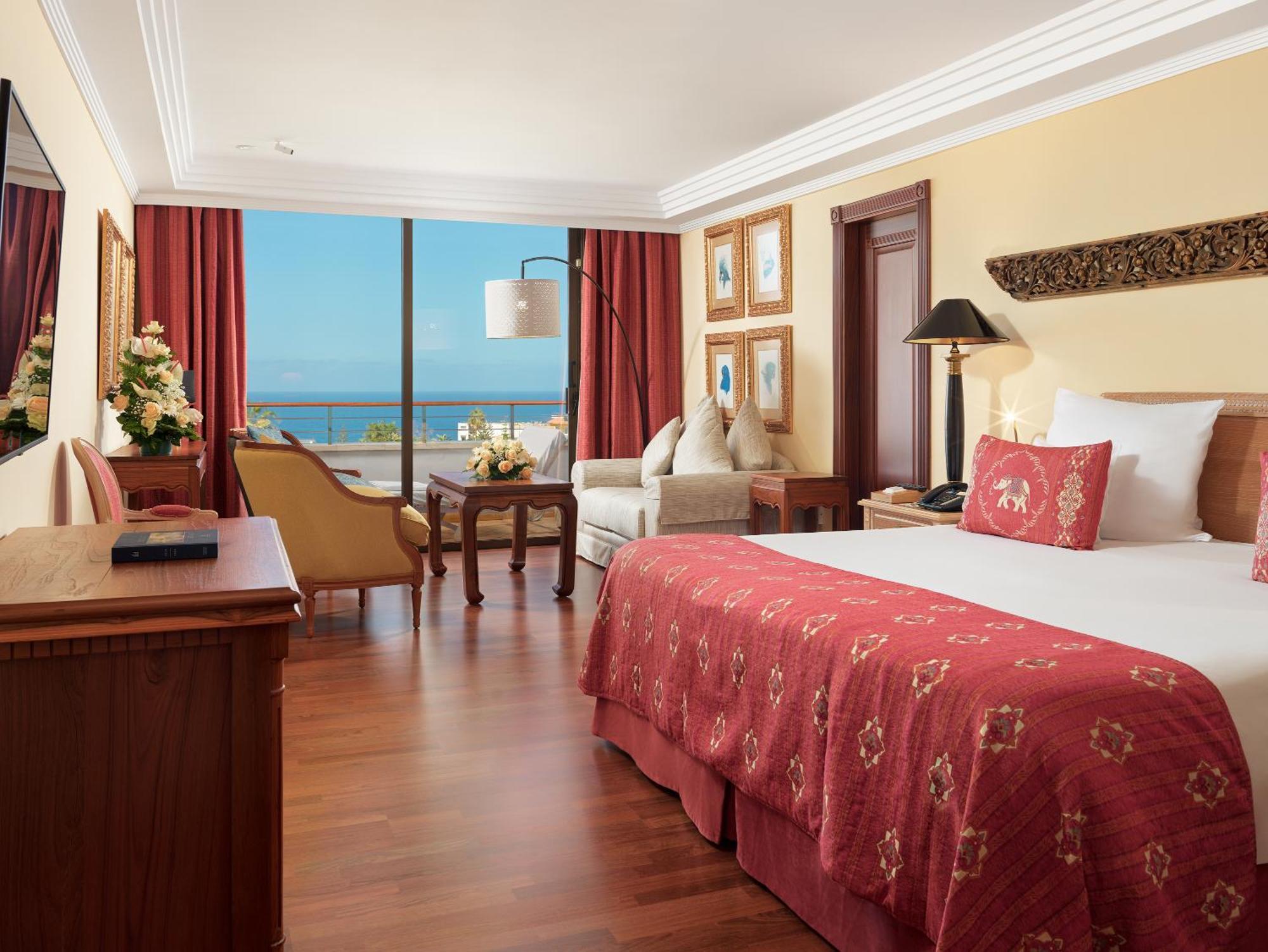 Superior Deluxe Double Sea View