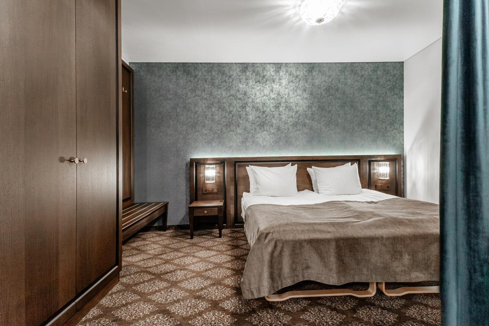 Junior Suite Balcony Limited Spa Access