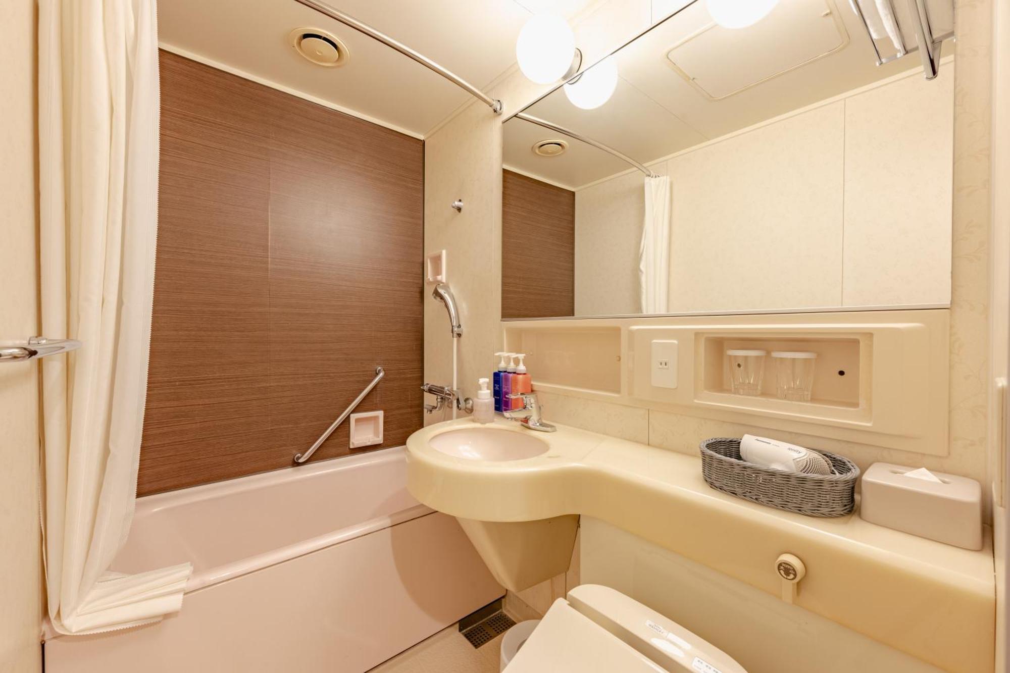 Standard Single Room No Window Non-Smoking