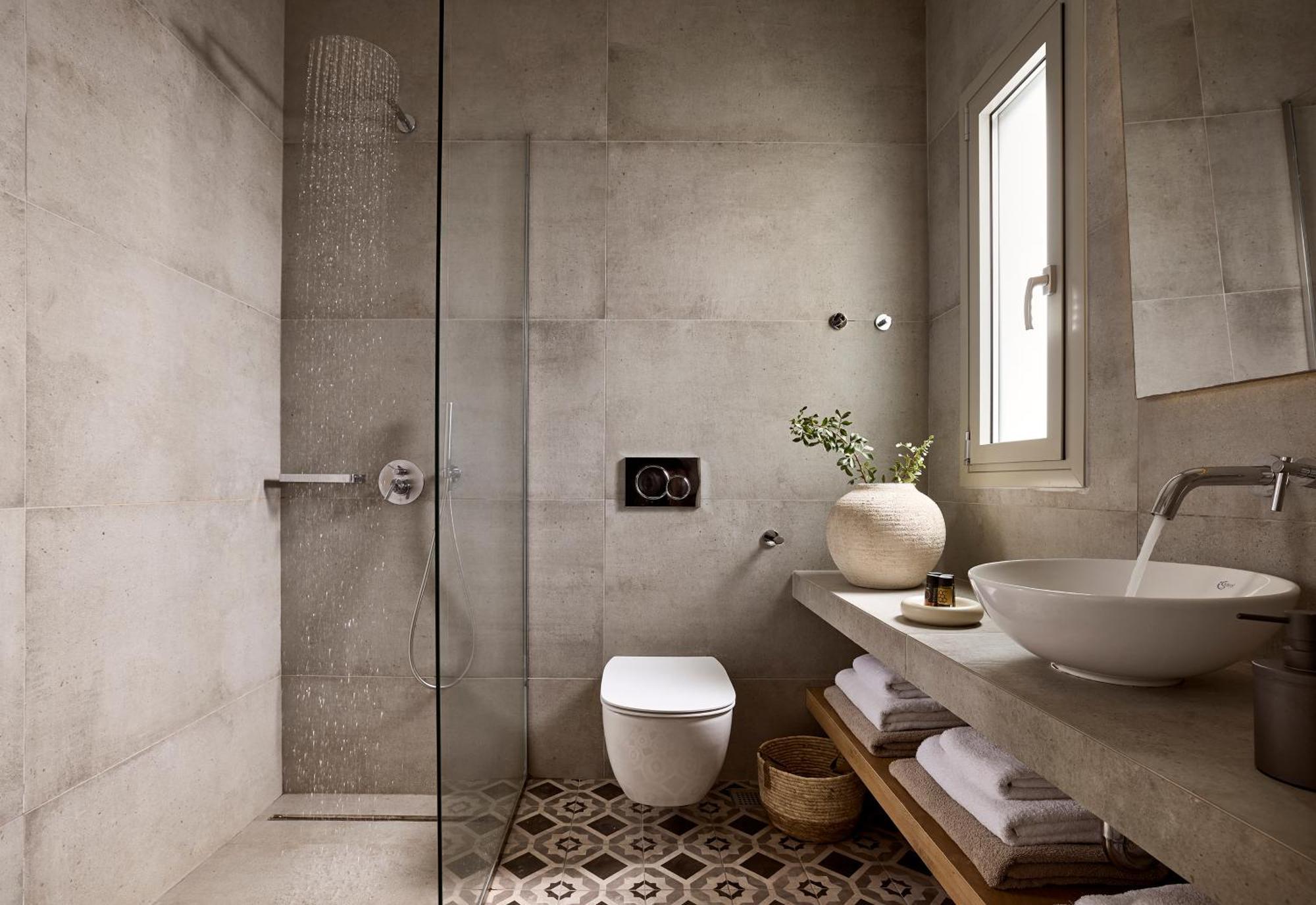 Deluxe Triple Suite Private Pool & Sea View