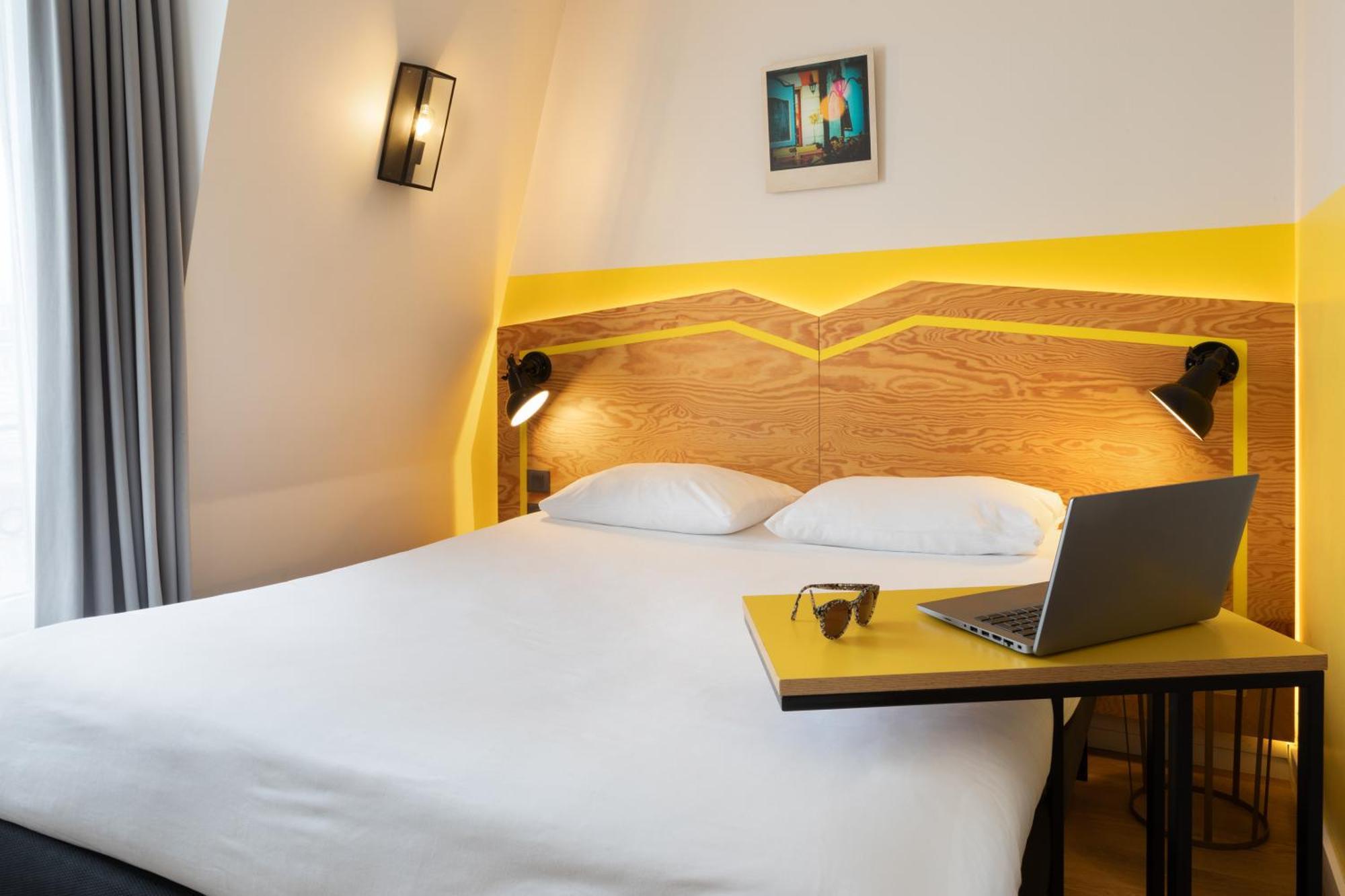 Standard Single Room,670447761:JPEG