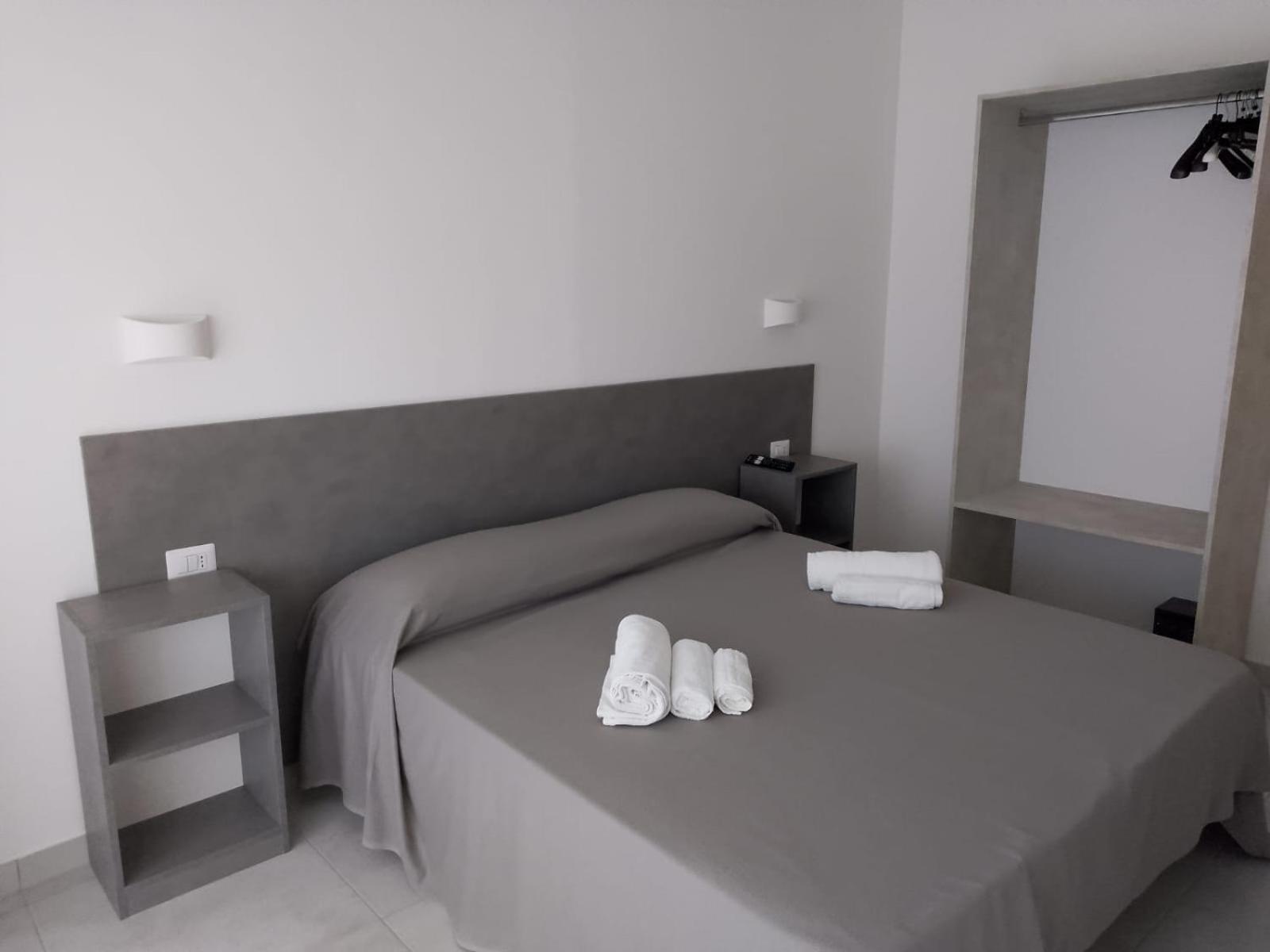 Standard Double Room,1630797474:JPEG