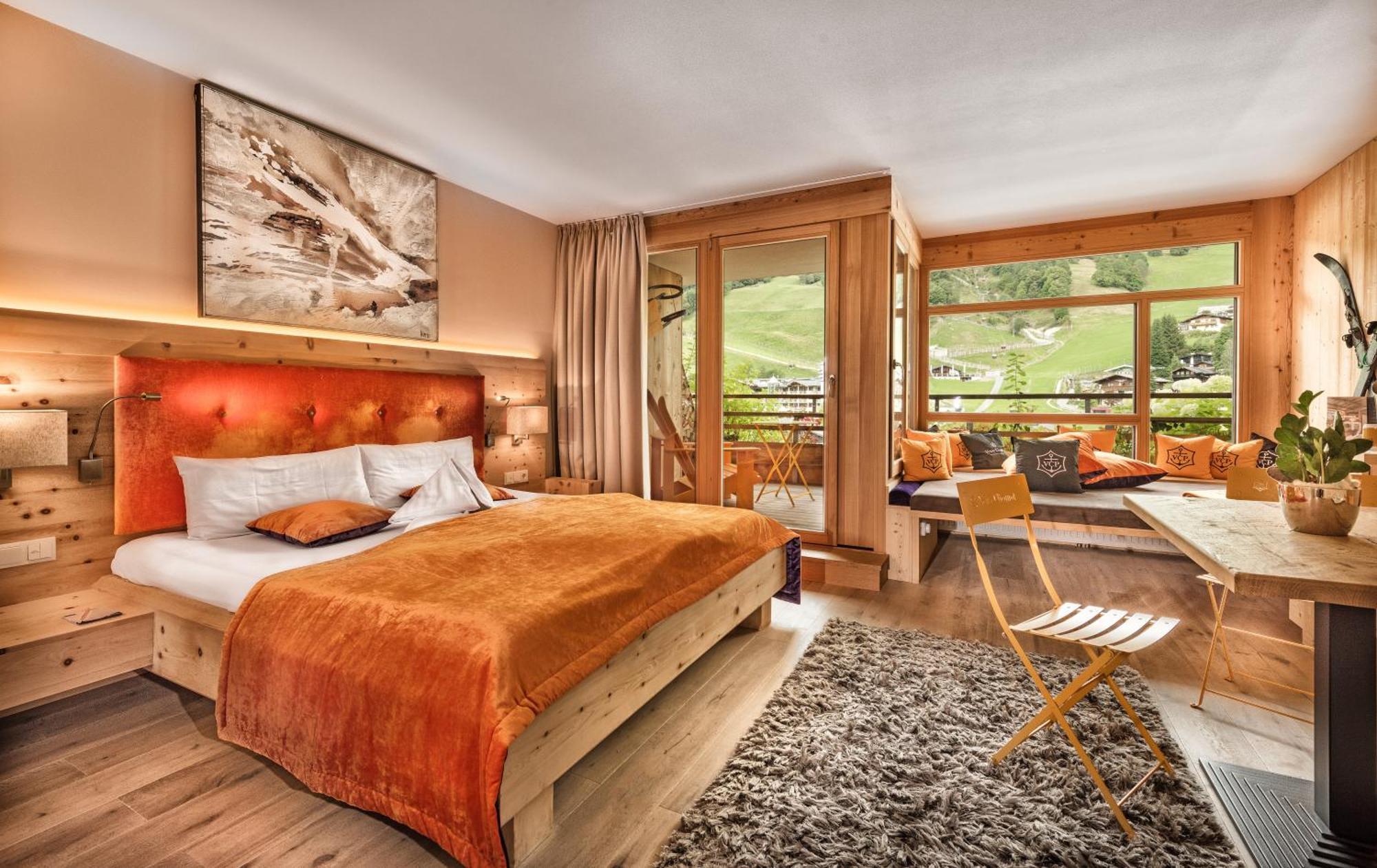 Deluxe Suite,1631550742:JPEG