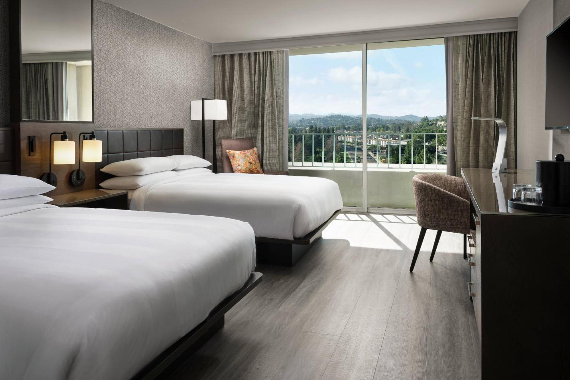Deluxe Guest Room Reserved 2 Double High floor Balcony,1634409503:JPEG