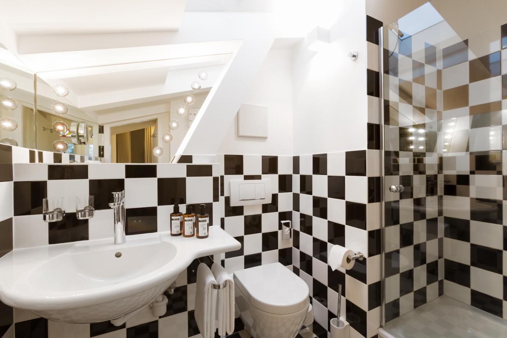 Deluxe Double Room Sea View Balcony Separate Building