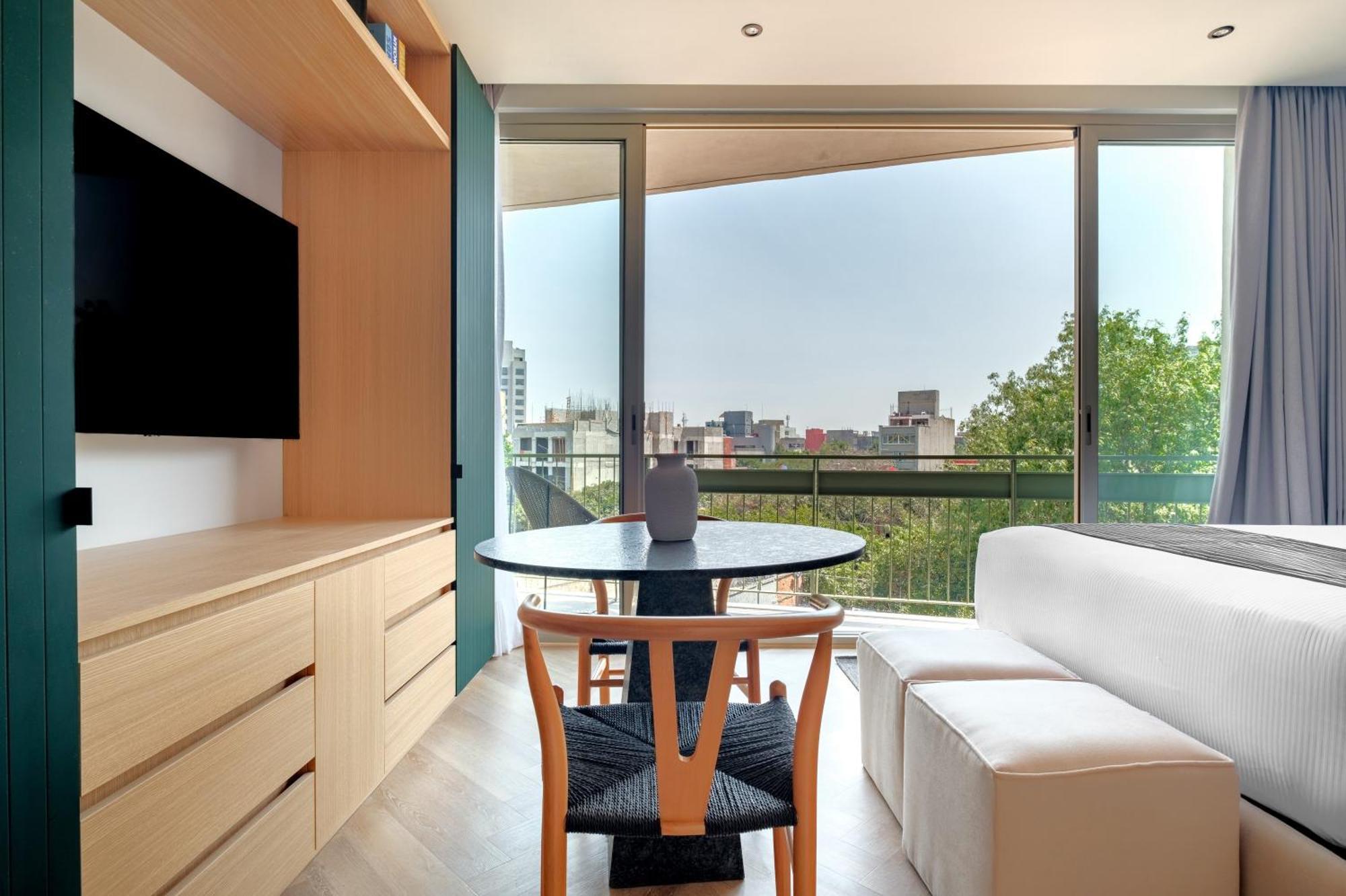 Studio Balcony,1637618774:JPEG