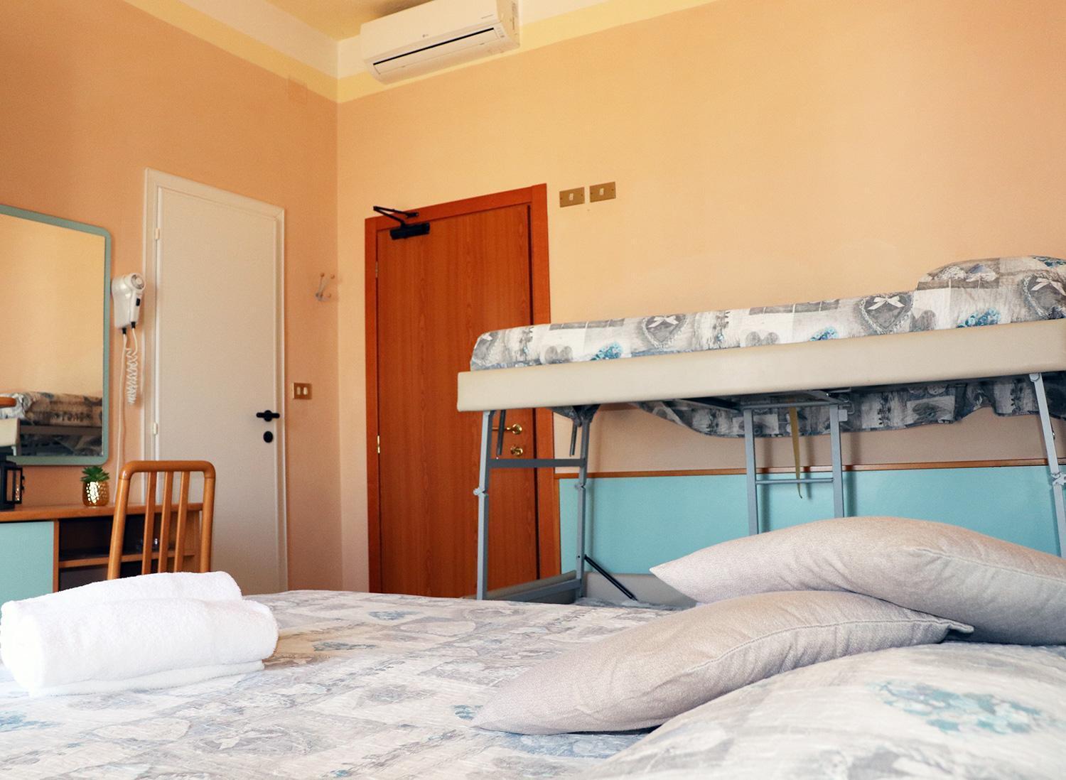 Comfort Quadruple Room